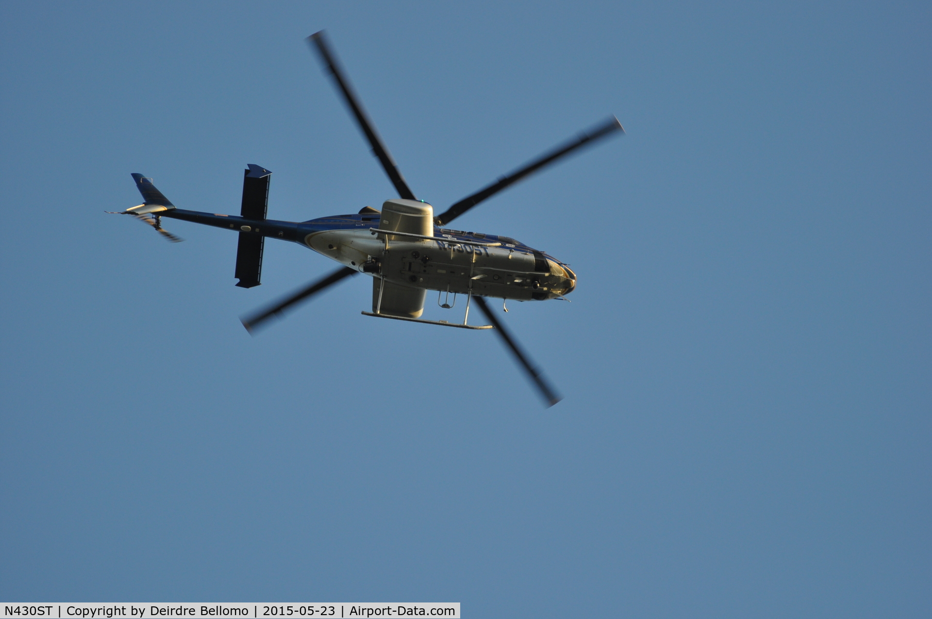 N430ST, 2000 Bell 430 C/N 49071, Taken over my home in Grosse Pointe Wooods , MI