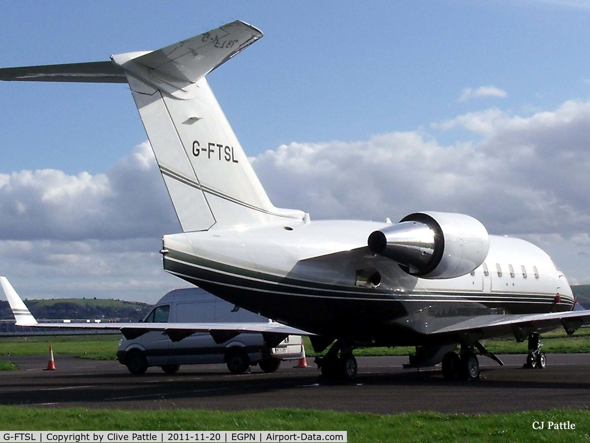 G-FTSL, 1999 Bombardier Challenger 604 (CL-600-2B16) C/N 5416, Rear view on the ramp at Dundee