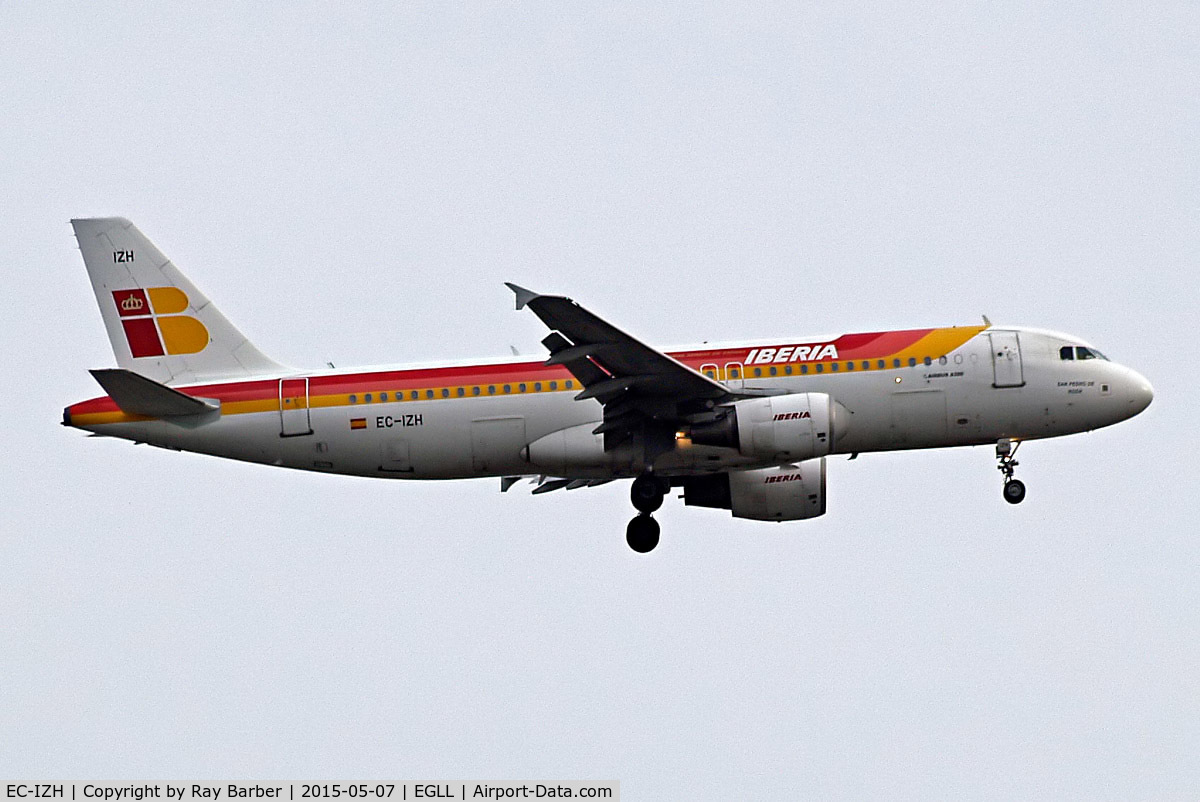 EC-IZH, 2004 Airbus A320-214 C/N 2225, Airbus A320-214 [2225] (Iberia) Home~G 07/05/2015. On approach 27L.