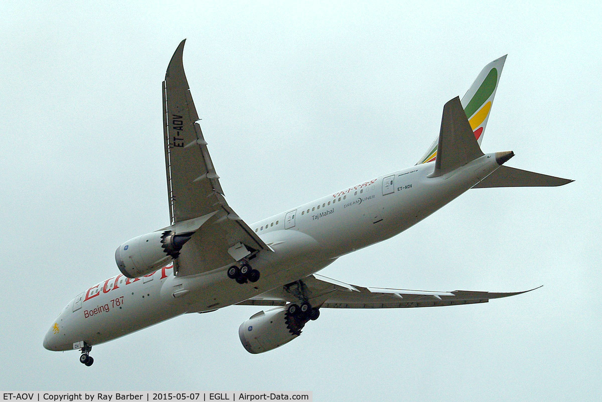 ET-AOV, 2014 Boeing 787-8 Dreamliner Dreamliner C/N 34750, Boeing 787-8 Dreamliner [34750] (Ethiopian Airlines) Home~G 07/05/2015. On approach 27R.