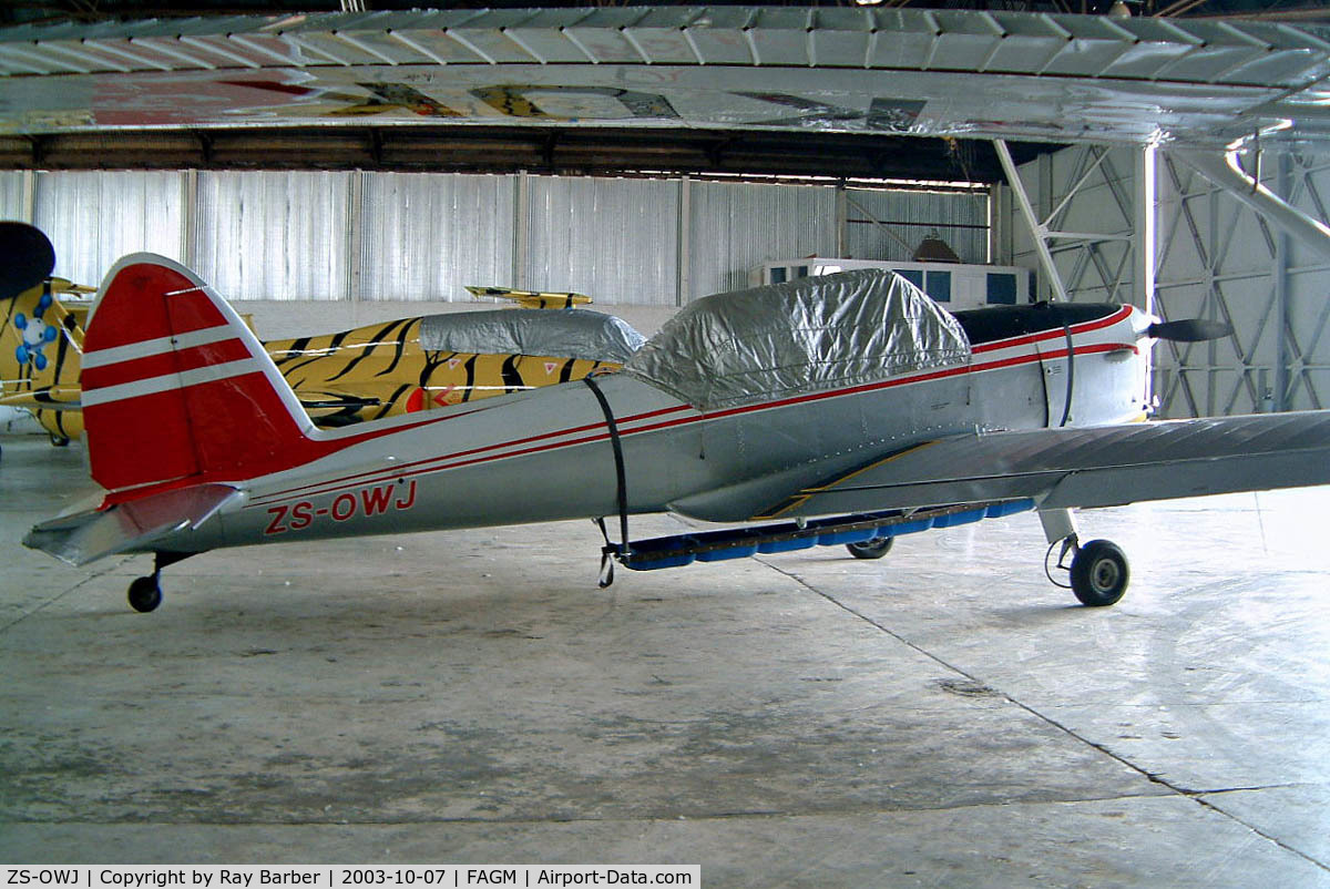ZS-OWJ, De Havilland DHC-1 Chipmunk T.10 C/N C1/0592, De Havilland Canada DHC-1 Chipmunk 22 [C1/0592] Johannesburg-Rand~ZS 07/10/2003