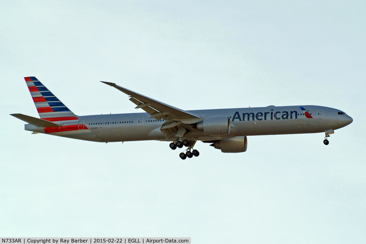 N733AR, 2015 Boeing 777-323/ER C/N 33524, Boeing 777-323ER [33524] (American Airlines) Home~G 22/02/2015. On approach 27L.