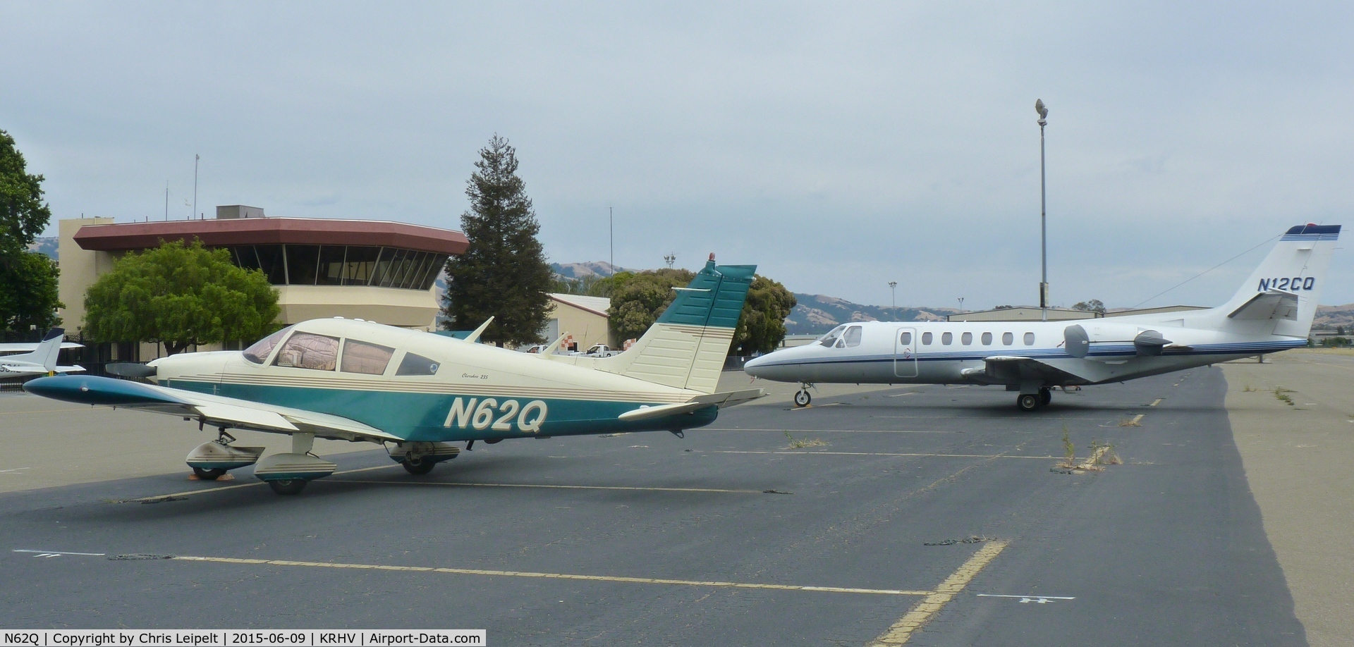 N62Q, 1972 Piper PA-28-235 Cherokee C/N 28-7210011, A transient 1972 Piper Cherokee (LAFAYETTE, CA) visiting Reid Hillview Airport, CA. The Citation Ultra next to it makes the Piper look very very small!