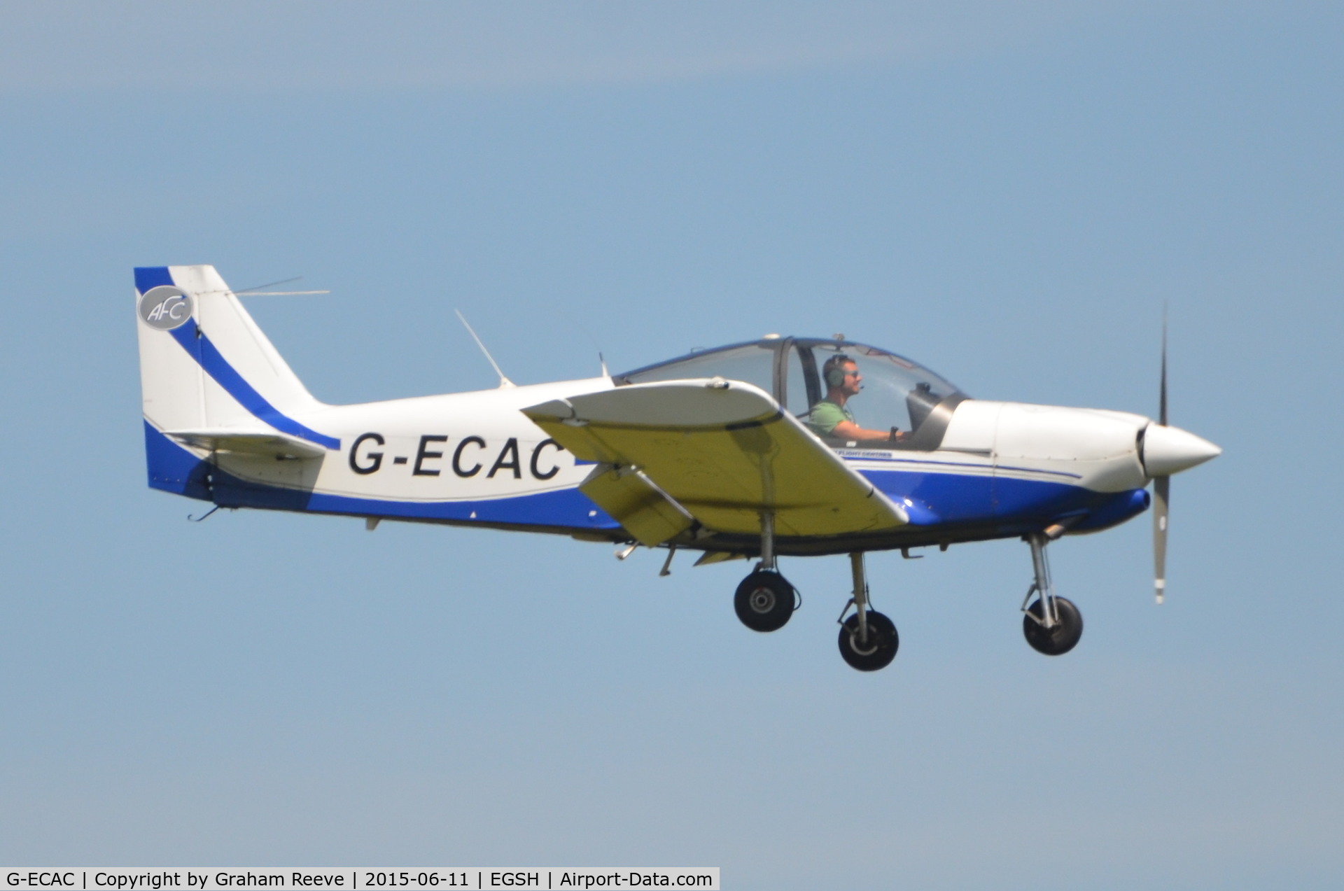 G-ECAC, 2007 Robin R-2120U Alpha C/N 120T-0001, Landing at Norwich.