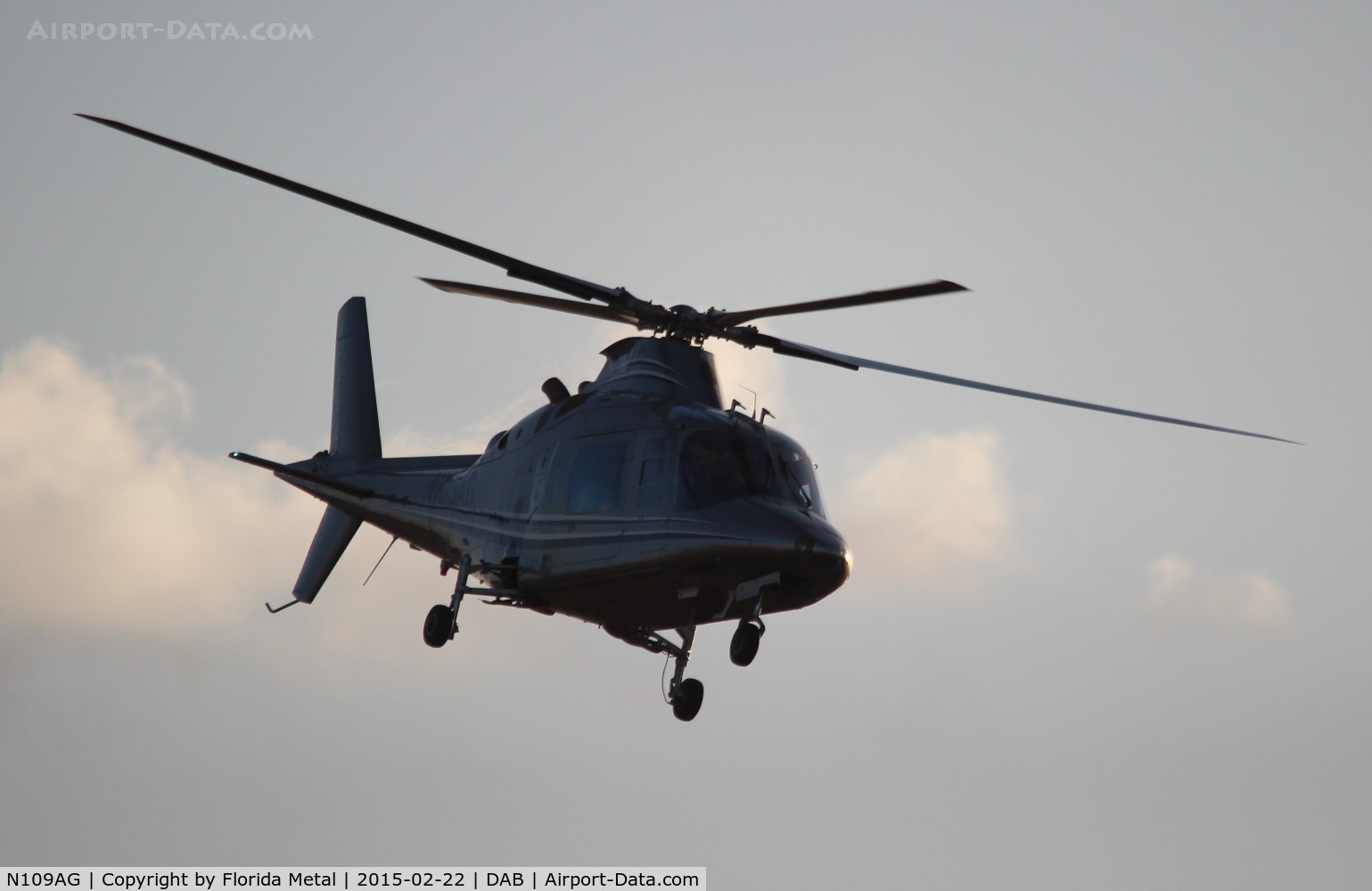 N109AG, Agusta A-109C C/N 7602, Agusta A-109