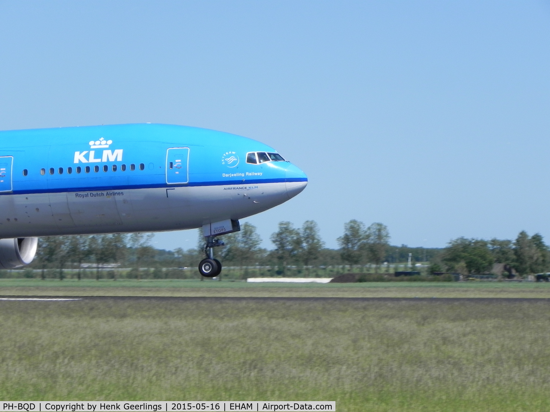 PH-BQD, 2003 Boeing 777-206/ER C/N 33713, KLM, landing