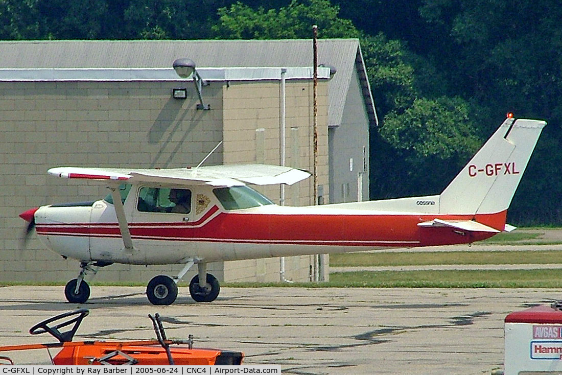 C-GFXL, 1976 Cessna 150M C/N 150-76238, Cessna 150M [150-76238] Guelph~C 24/06/2005