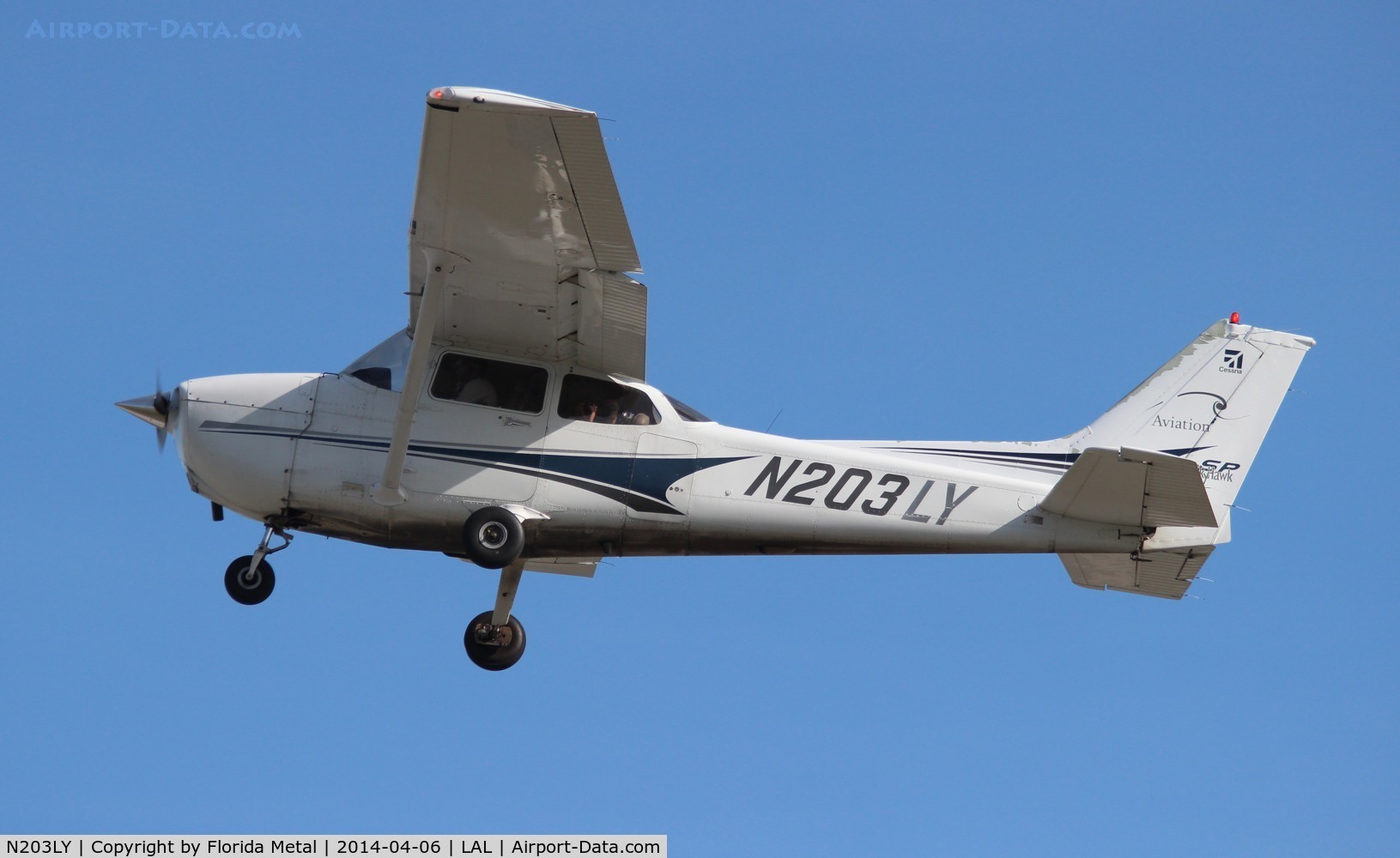 N203LY, 2004 Cessna 172S C/N 172S9572, Cessna 172S