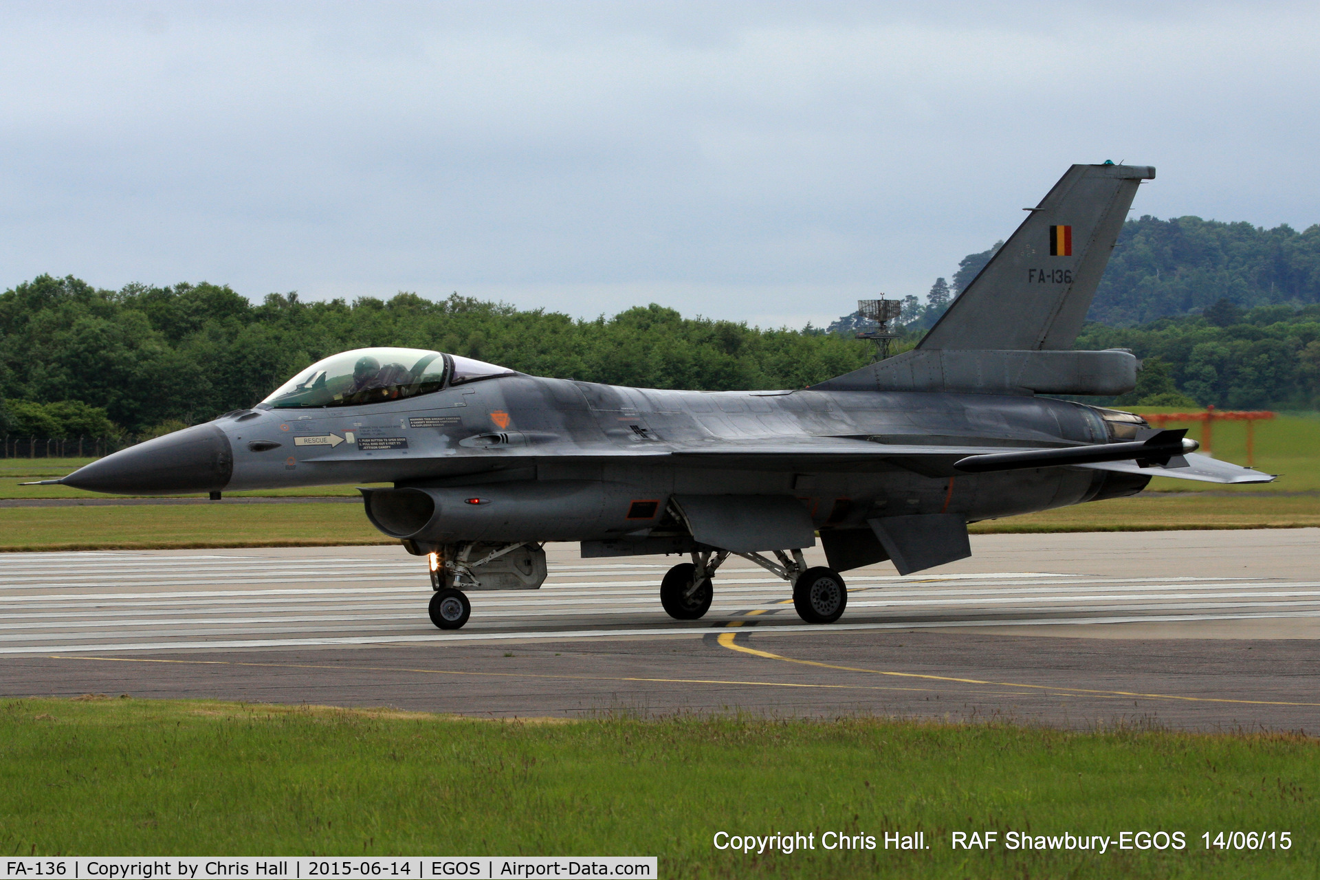 FA-136, SABCA F-16AM Fighting Falcon C/N 6H-136, backtracking before departure to the Cosford Airshow