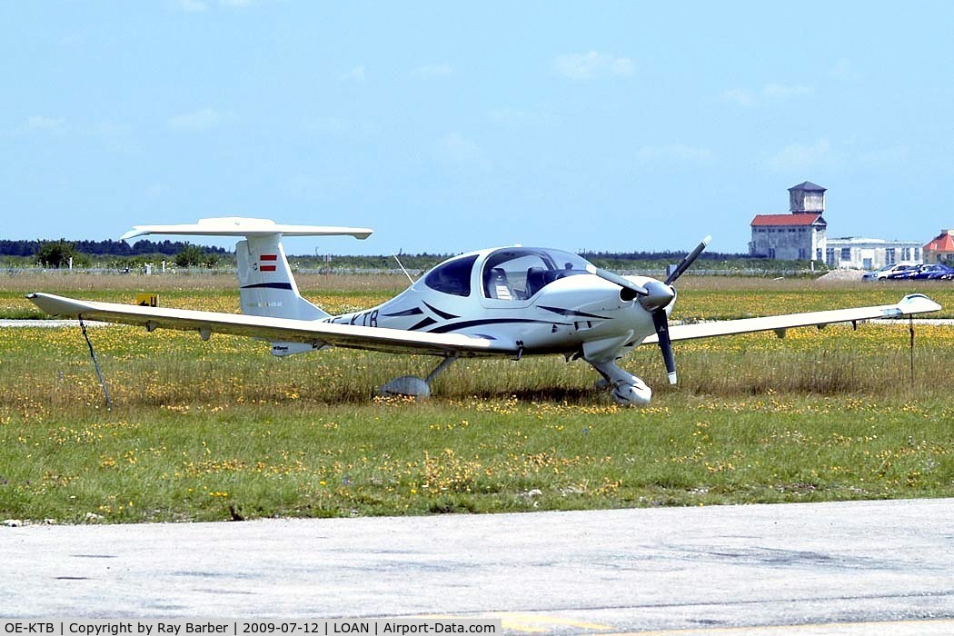 OE-KTB, 2004 Diamond DA-40D Diamond Star C/N D4.084, Diamond DA.40 Star [40.084D] Weiner Neustadt-Ost~OE 12/07/2009