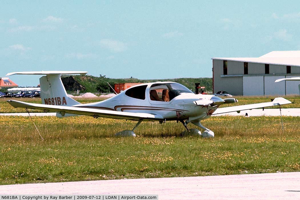 N681BA, Diamond DA-40 Diamond Star C/N 40.976, Diamond DA.40 Star [40.976] Weiner Neustadt-Ost~OE 12/07/2009