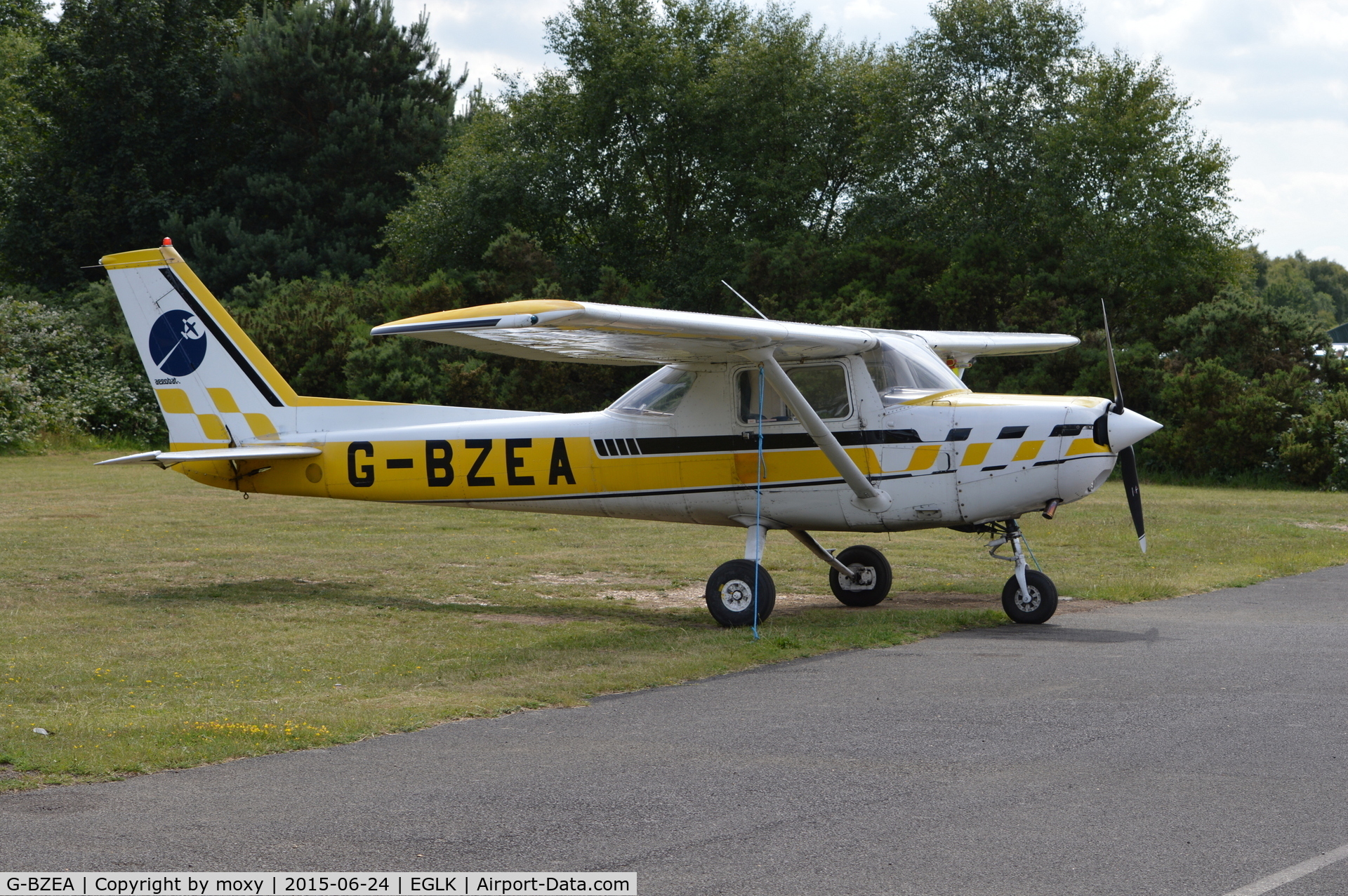 G-BZEA, 1979 Cessna A152 Aerobat C/N A152-0824, Cessna A152 Aerobat at Blackbushe. Ex N7606L.