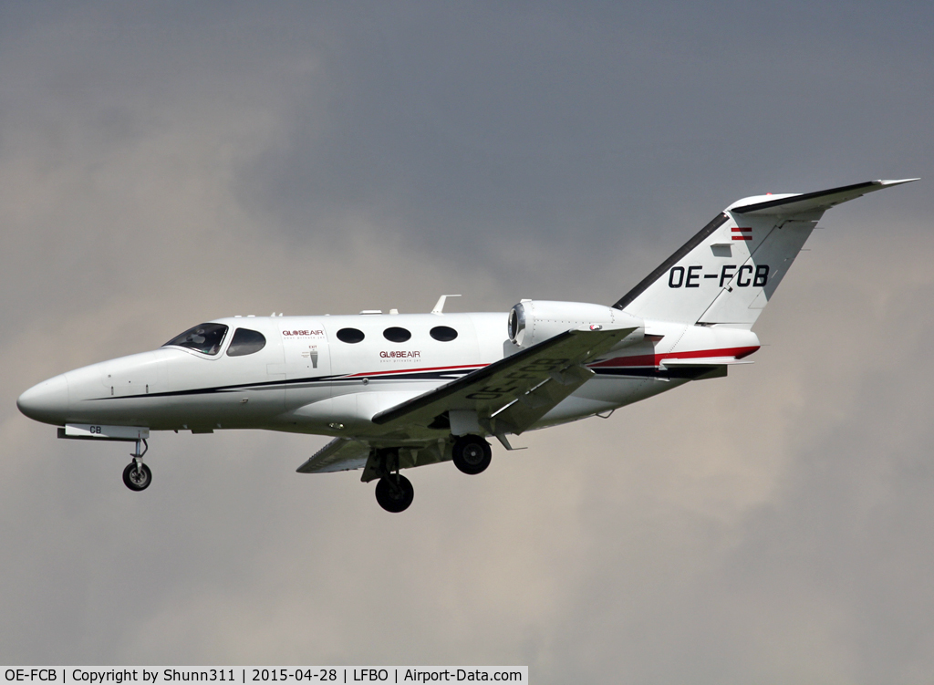 OE-FCB, 2008 Cessna 510 Citation Mustang Citation Mustang C/N 510-0044, Landing rwy 32L with additional 'GlobeAir' titles