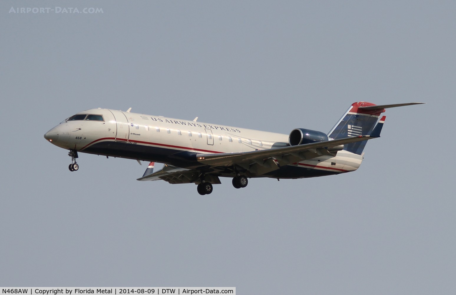 N468AW, 2004 Bombardier CRJ-200LR (CL-600-2B19) C/N 7916, USAirways CRJ-200