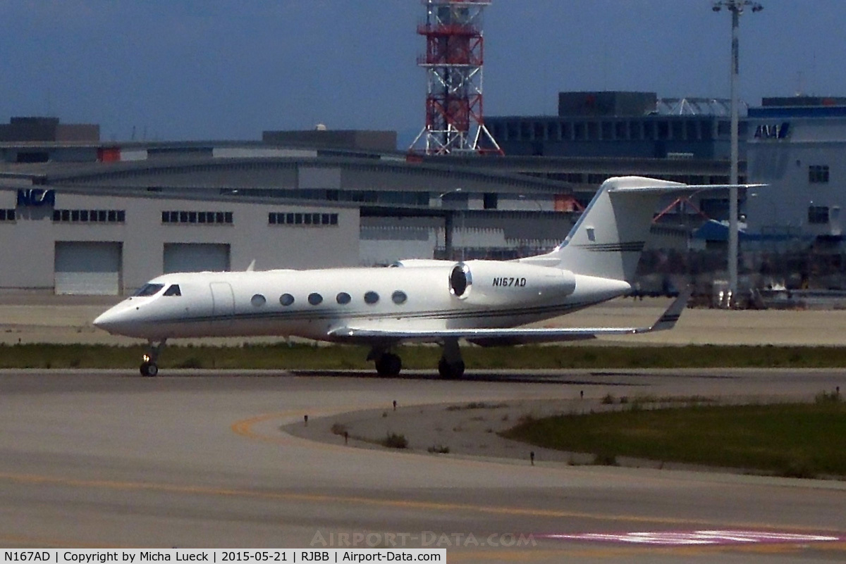 N167AD, 2010 Gulfstream Aerospace GIV-X (G450) C/N 4197, At Kansai