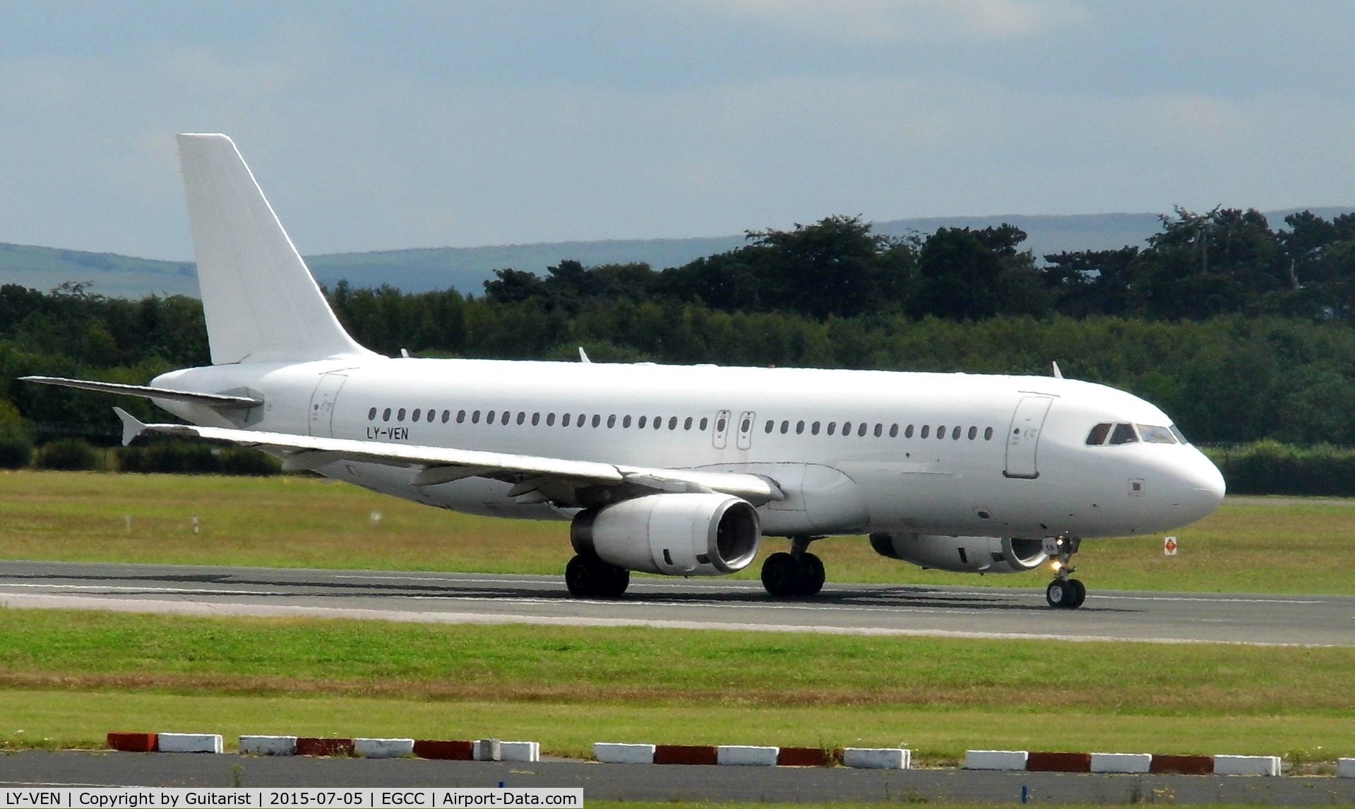 LY-VEN, 2001 Airbus A320-233 C/N 1626, At Manchester