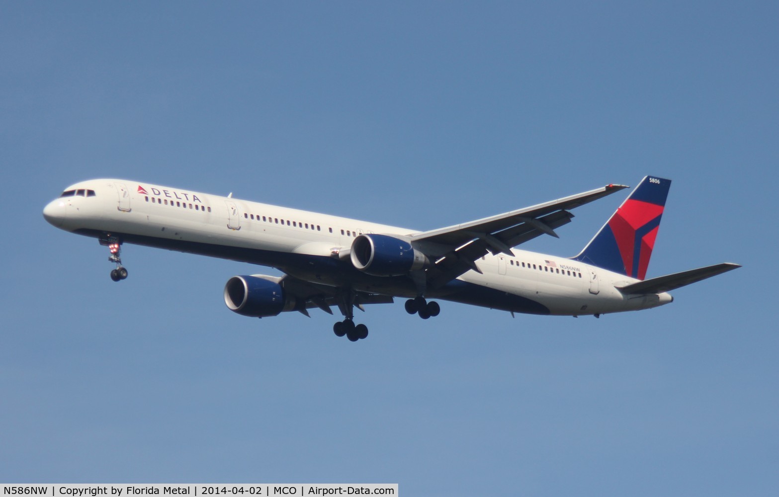 N586NW, 2002 Boeing 757-351 C/N 32987, Delta