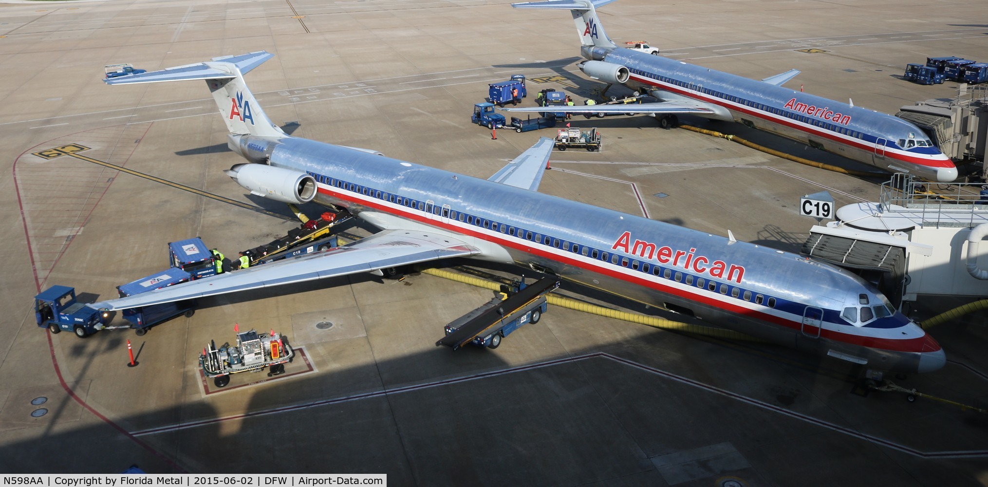 N598AA, 1992 McDonnell Douglas MD-83 (DC-9-83) C/N 53288, American