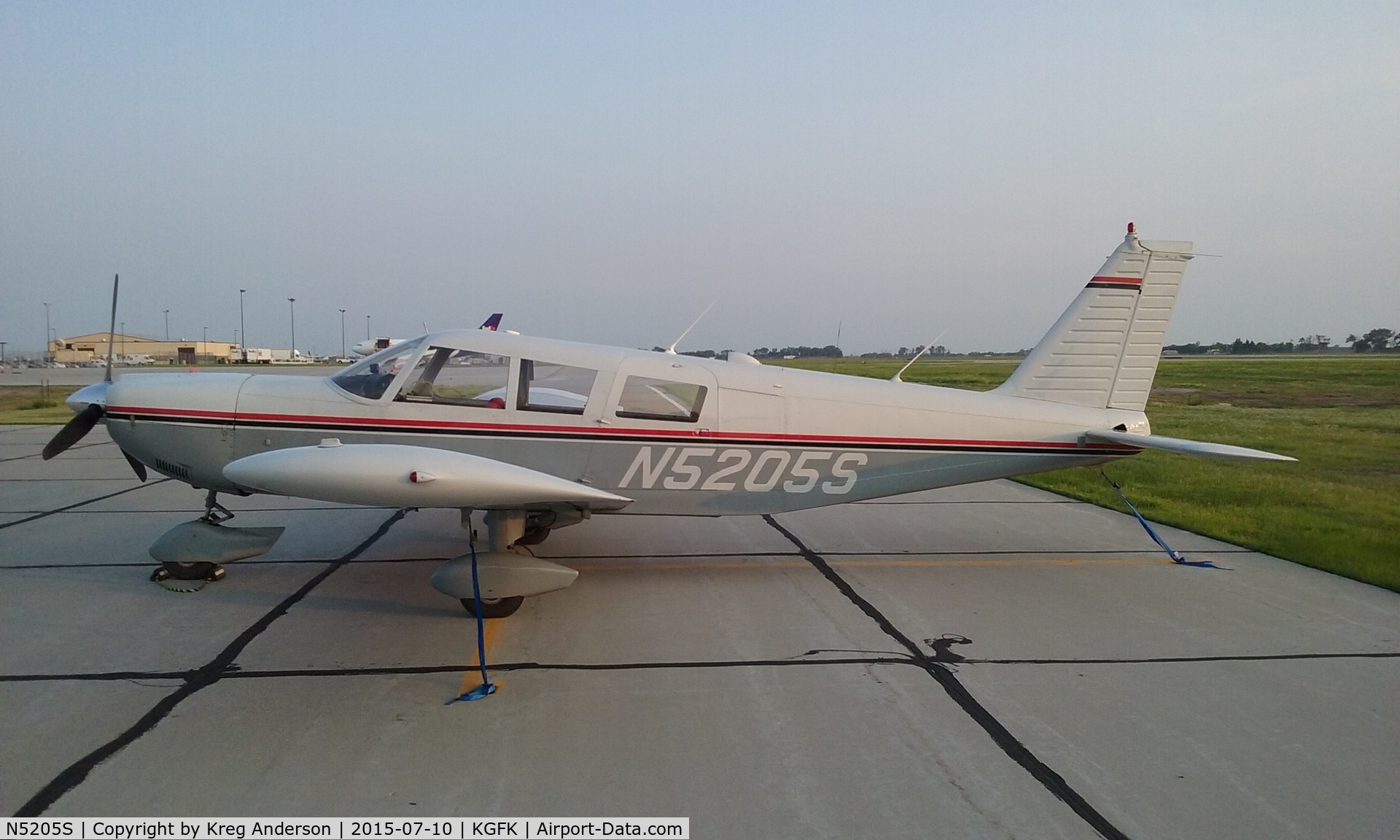 N5205S, 1969 Piper PA-32-300 Cherokee Six C/N 32-40894, Piper PA-32-300 Cherokee Six on the ramp.