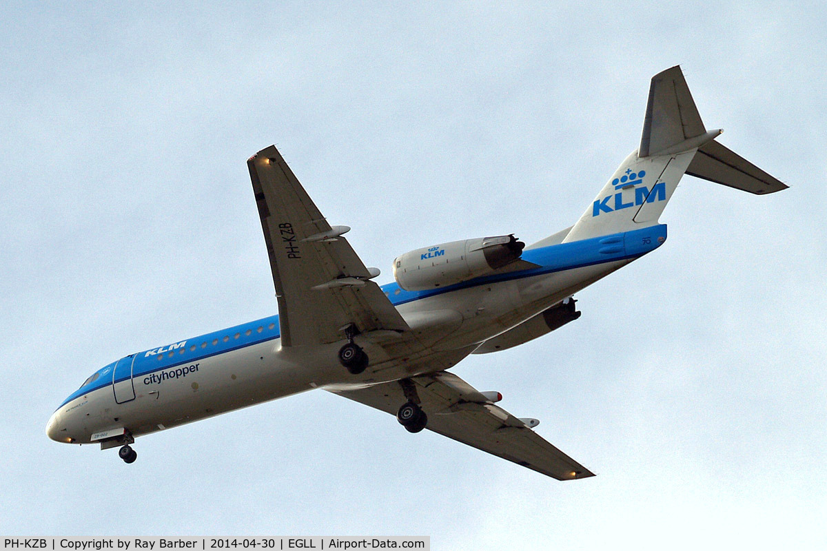 PH-KZB, 1996 Fokker 70 (F-28-070) C/N 11562, Fokker F-70 [11562] (KLM cityhopper) Home~G 30/04/2014. On approach 27R.