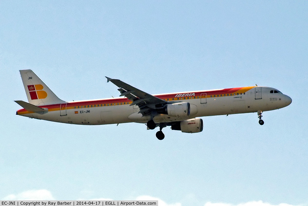 EC-JNI, 2004 Airbus A321-211 C/N 2270, Airbus A321-211 [2270] (Iberia) Home~G 17/04/2014. On approach 27L.