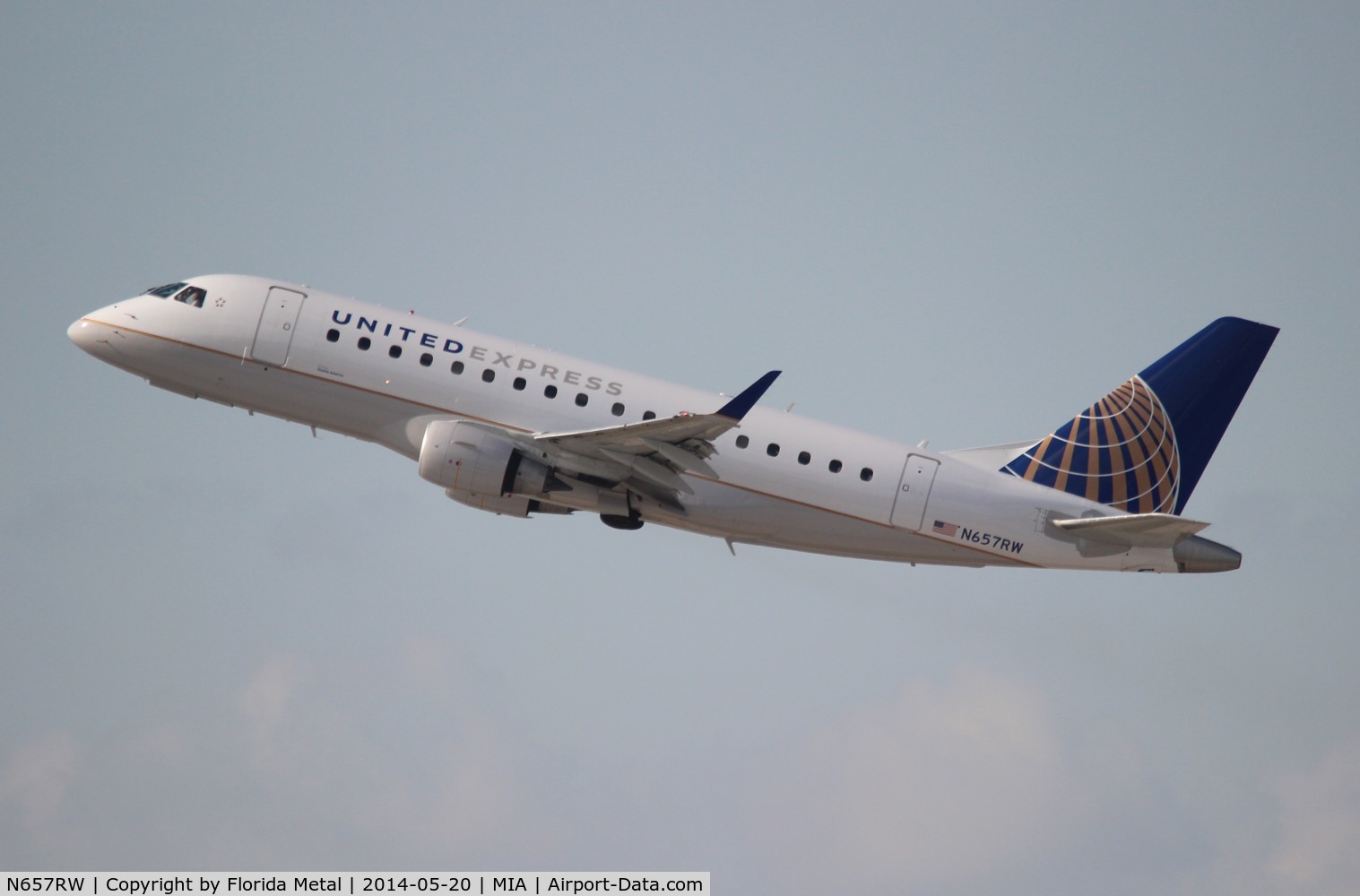 N657RW, 2005 Embraer 170SE (ERJ-170-100SE) C/N 17000115, United