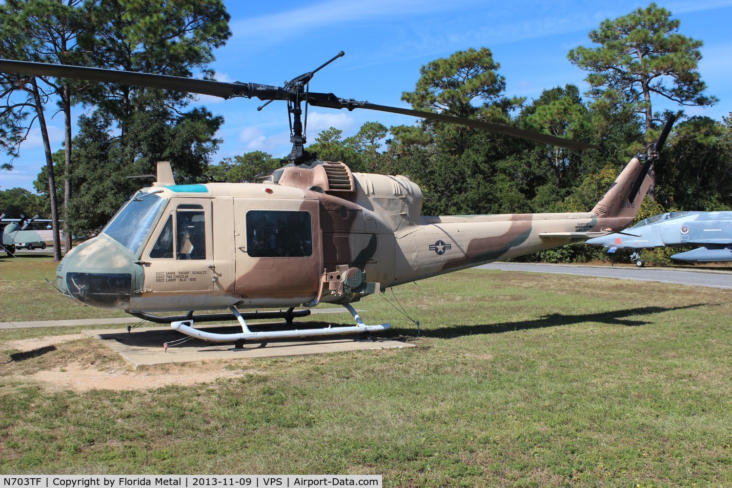 N703TF, Bell UH-1H C/N 66-15186, Bell UH-1H