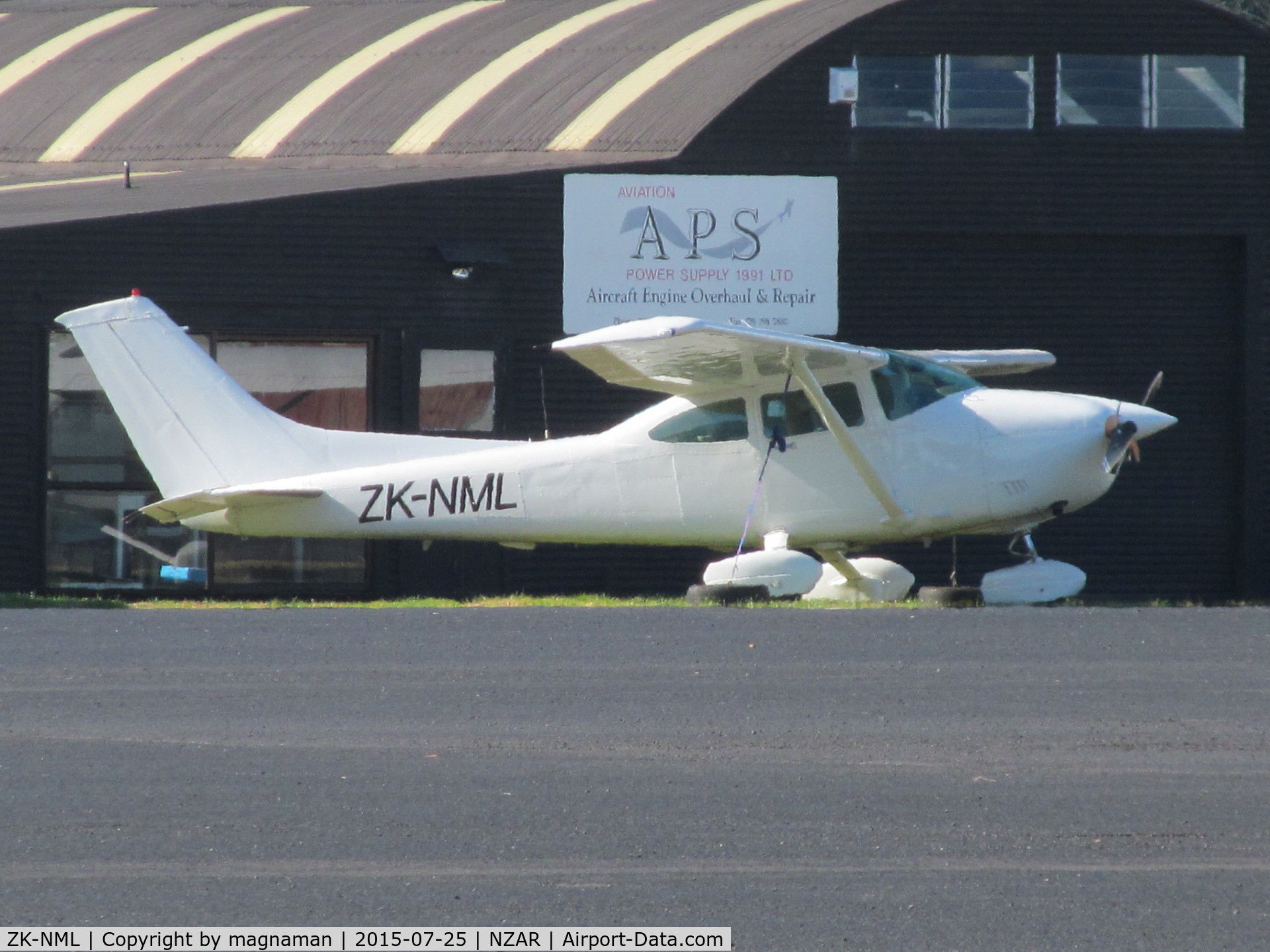 ZK-NML, Cessna 182R Skylane C/N 18267842, new to me at ardmore today