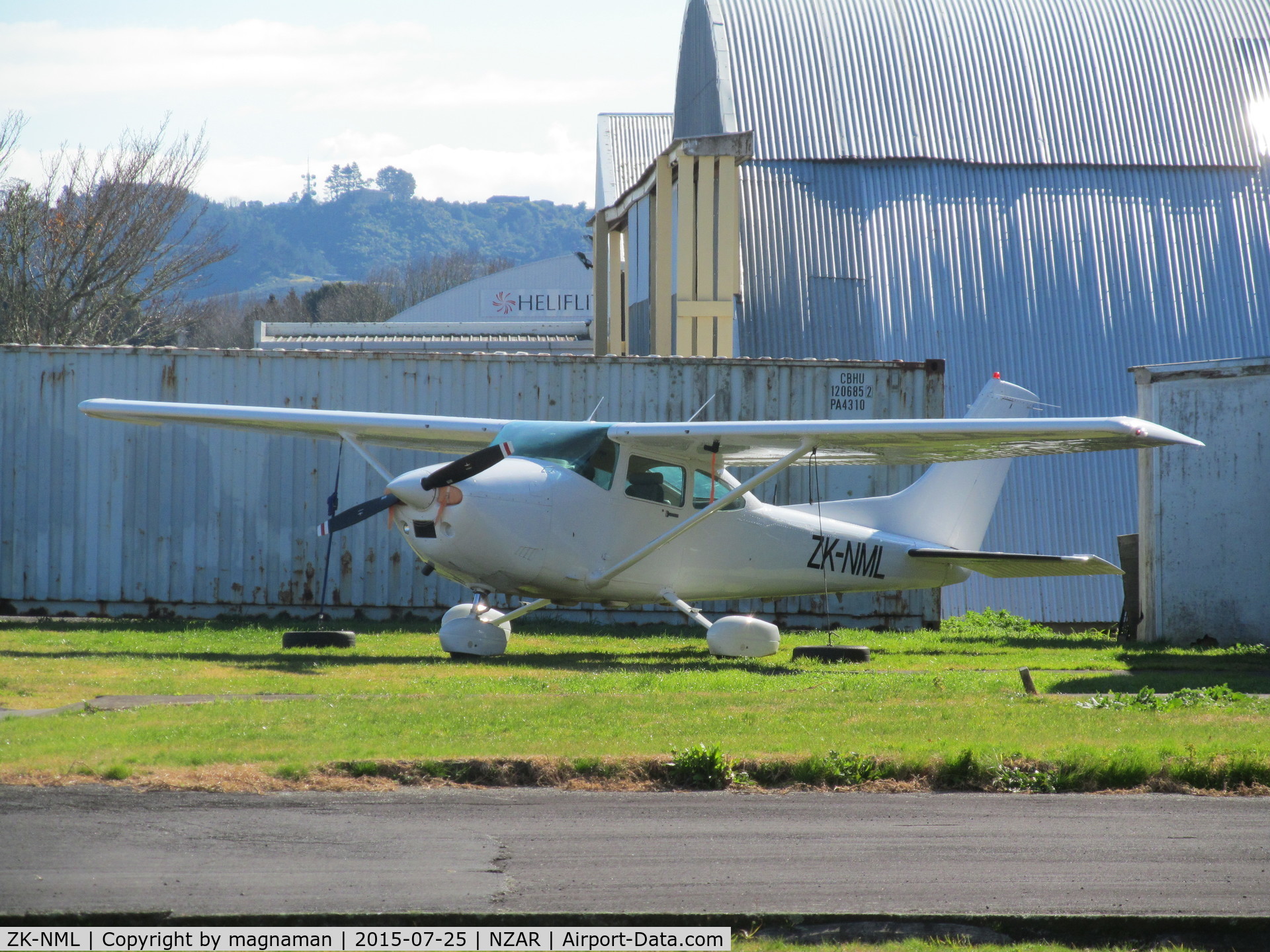 ZK-NML, Cessna 182R Skylane C/N 18267842, in for re-paint perhaps?