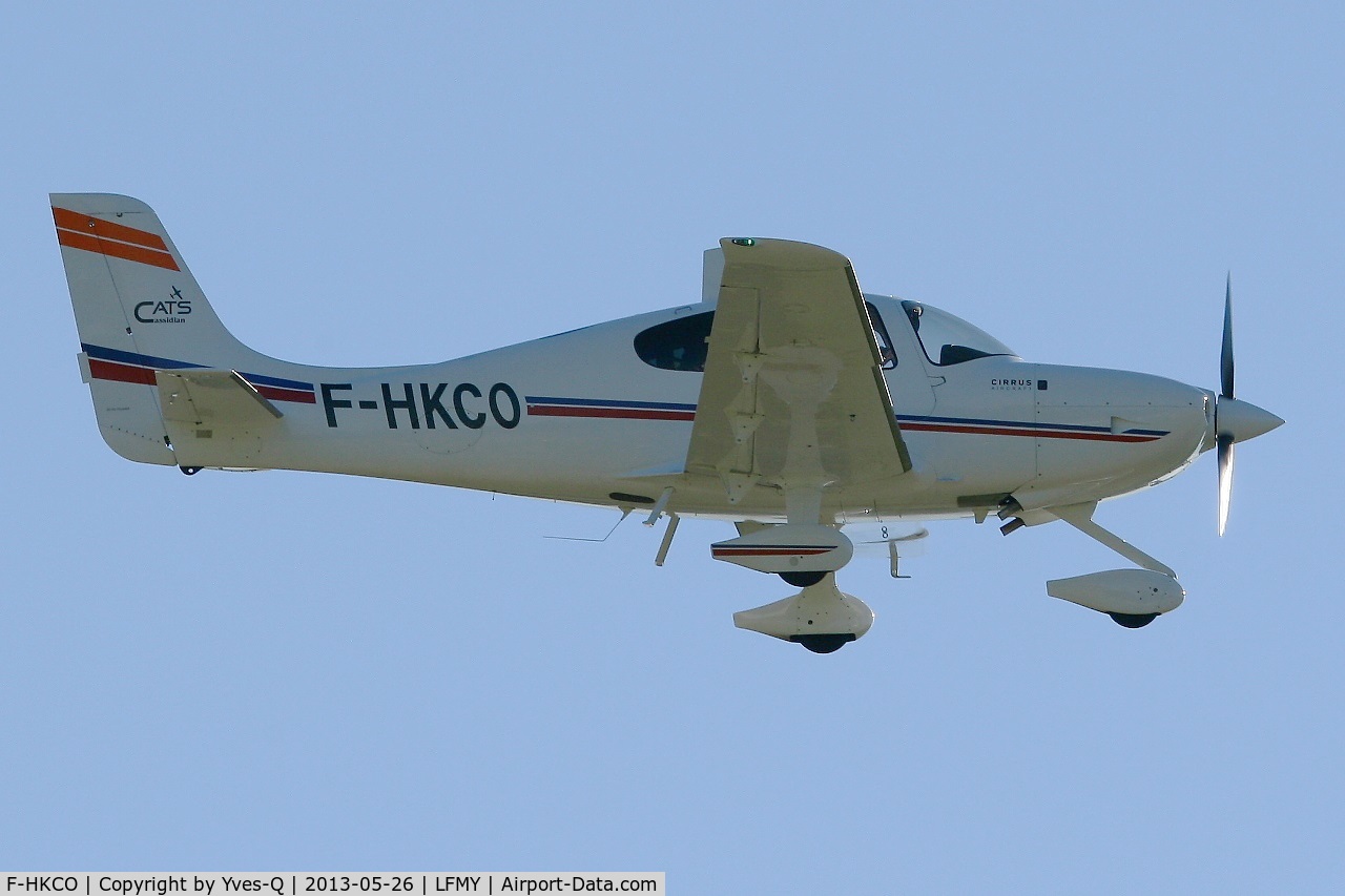 F-HKCO, 2012 Cirrus SR22 C/N 3878, Cirrus SR-22, Take off Rwy 34, Salon De Provence Air Base 701 (LFMY) Open day 2013