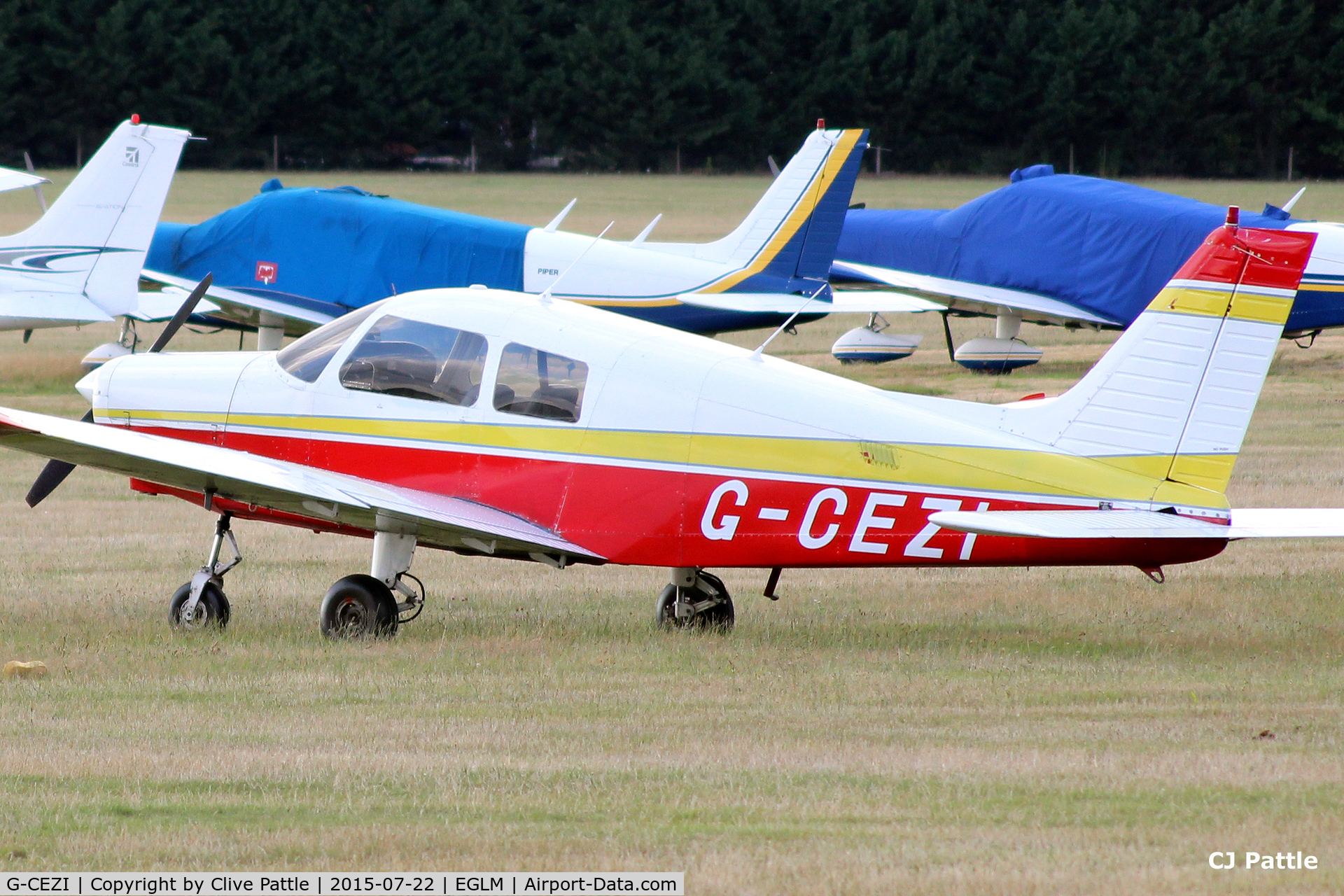 G-CEZI, 1989 Piper PA-28-161 Cadet C/N 2841228, Parked up at White Waltham EGLM