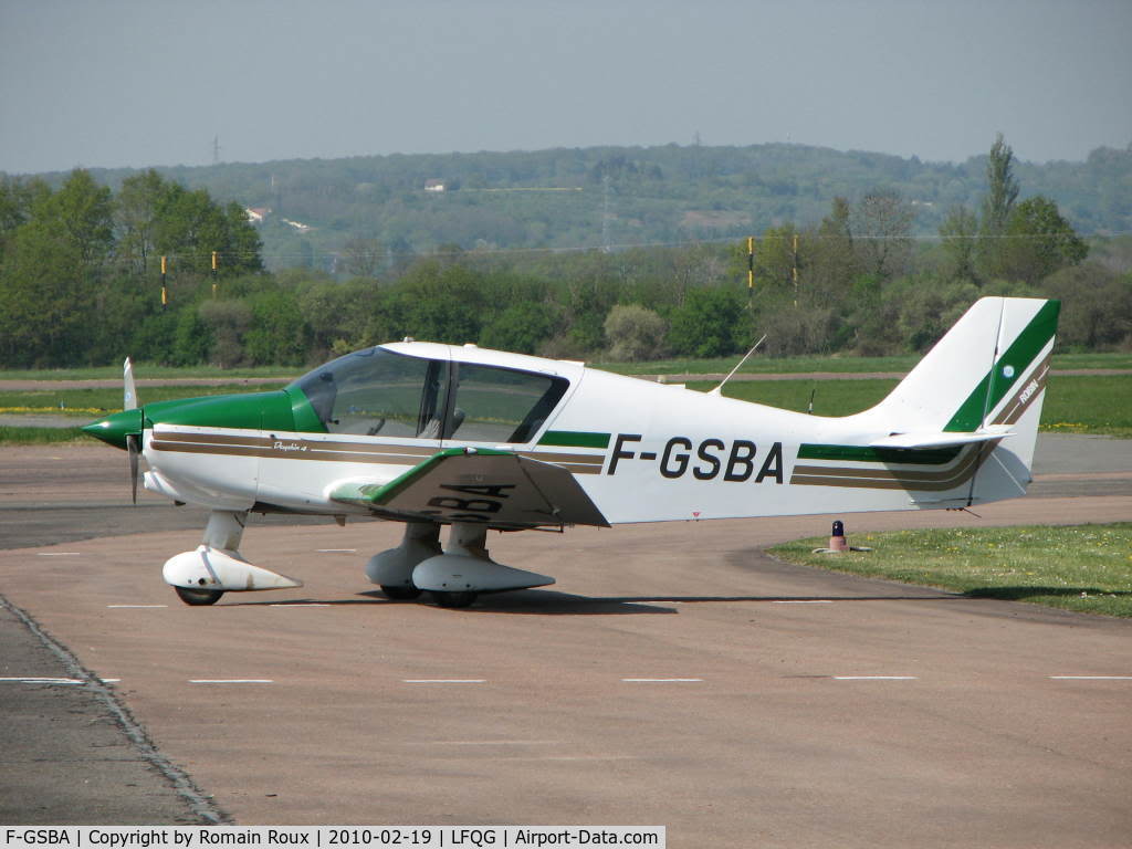 F-GSBA, Robin DR-400-140B Major C/N 2342, Taxiing