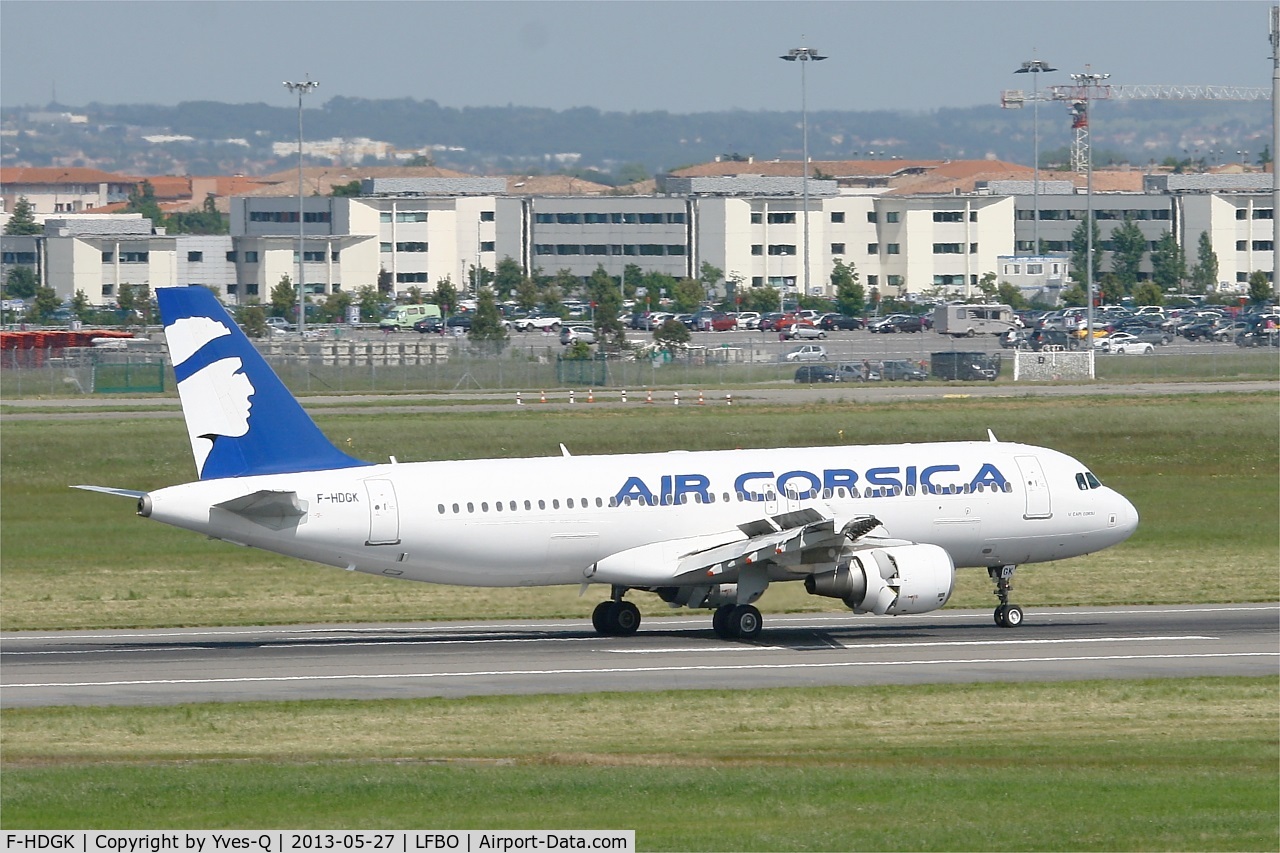 F-HDGK, 2010 Airbus A320-214 C/N 4478, Airbus A320-214, Reverse thrust landing rwy 14R, Toulouse-Blagnac Airport (LFBO-TLS)