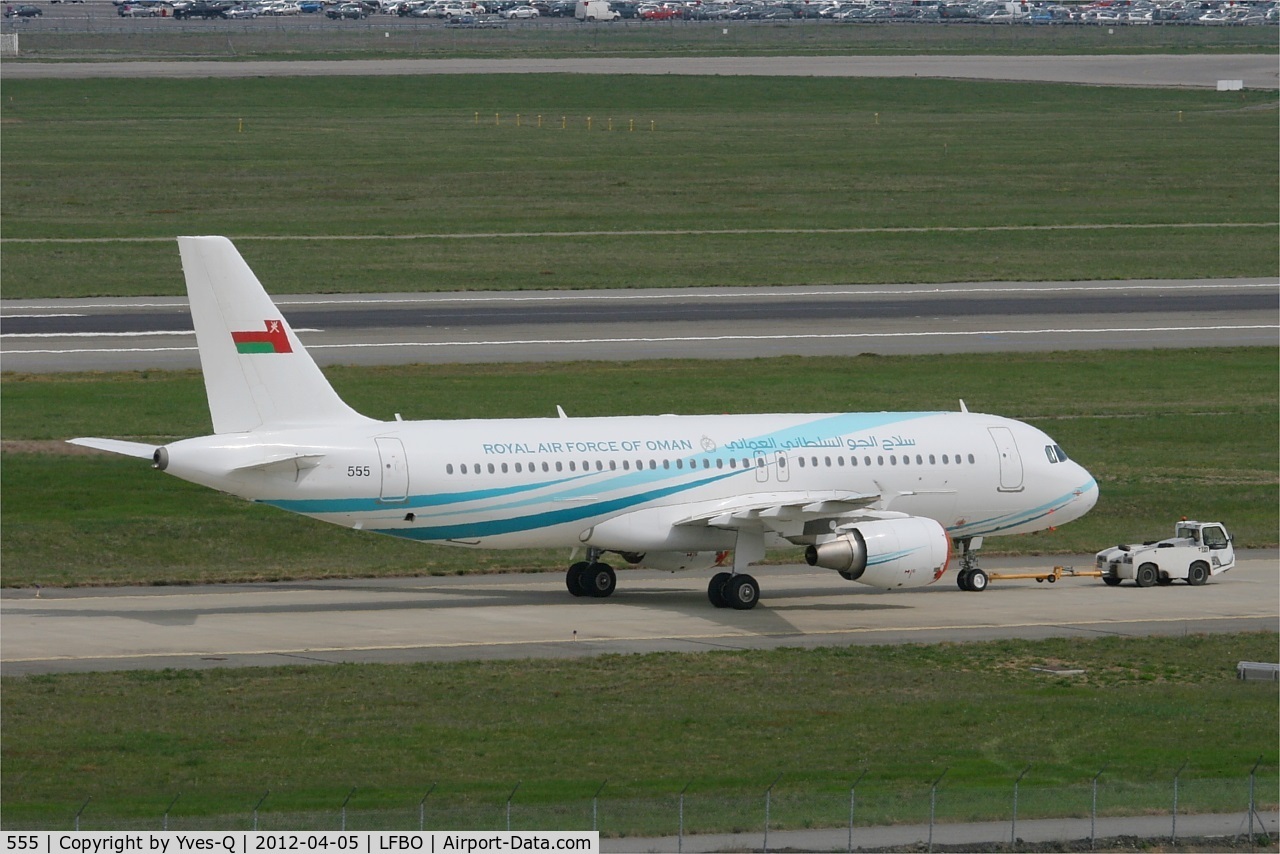 555, 2009 Airbus ACJ320 (A320-214/CJ) C/N 4117, Royal Air Force of Oman Airbus A320-214(CJ), Toulouse-Blagnac (LFBO-TLS)