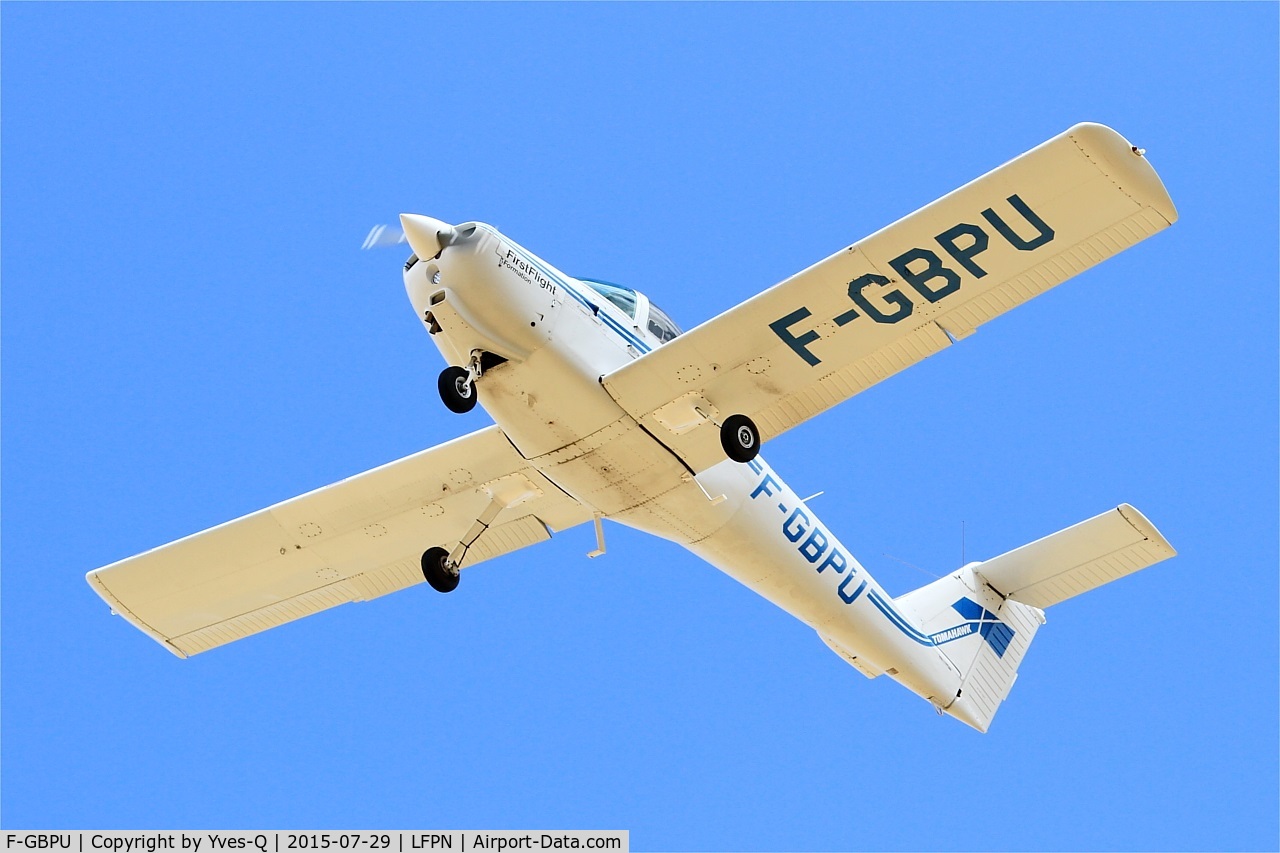 F-GBPU, Piper PA-38-112 Tomahawk Tomahawk C/N 3879A1105, Piper PA-38-112 Tomahawk, Short approach rwy 25L, Toussus-Le-Noble airport (LFPN-TNF)