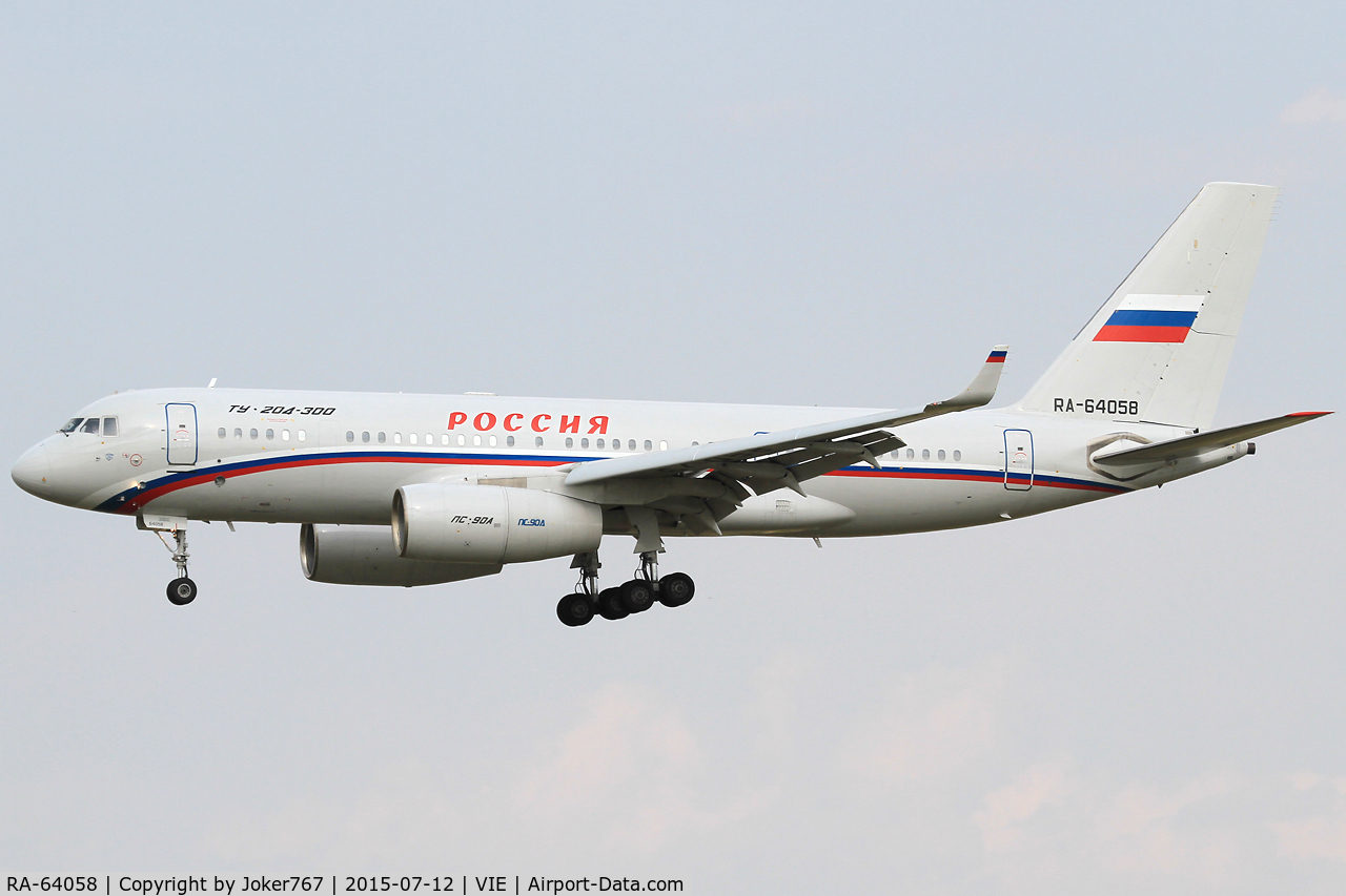 RA-64058, Tupolev Tu-204-300 C/N 145074-4164058, Russia State Transport Company (Rossiya)