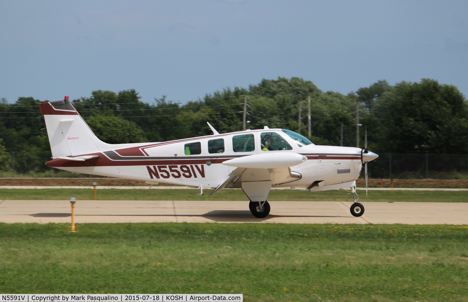 N5591V, 1989 Beech A36 Bonanza 36 C/N E-2501, Beech A36