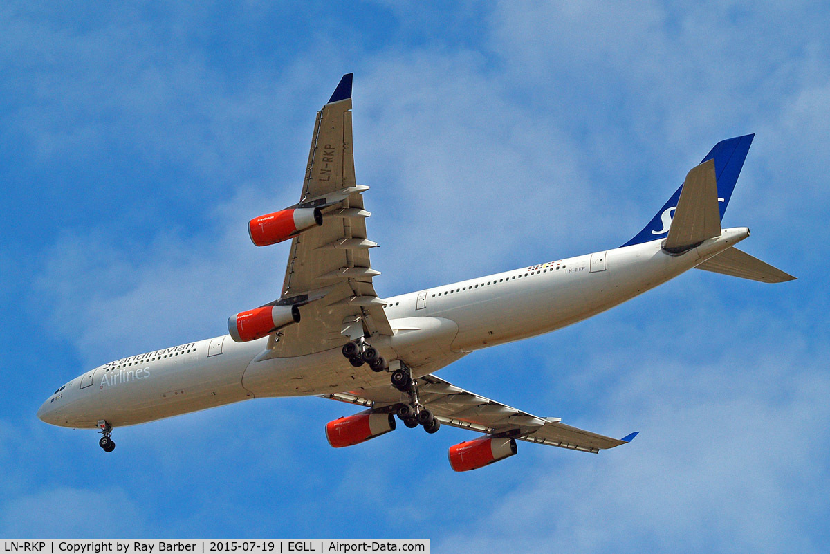 LN-RKP, 1997 Airbus A340-313X C/N 167, Airbus A340-313X [167] (SAS Scandinavian Airlines) Home~G 19/07/2015. On approach 27R.