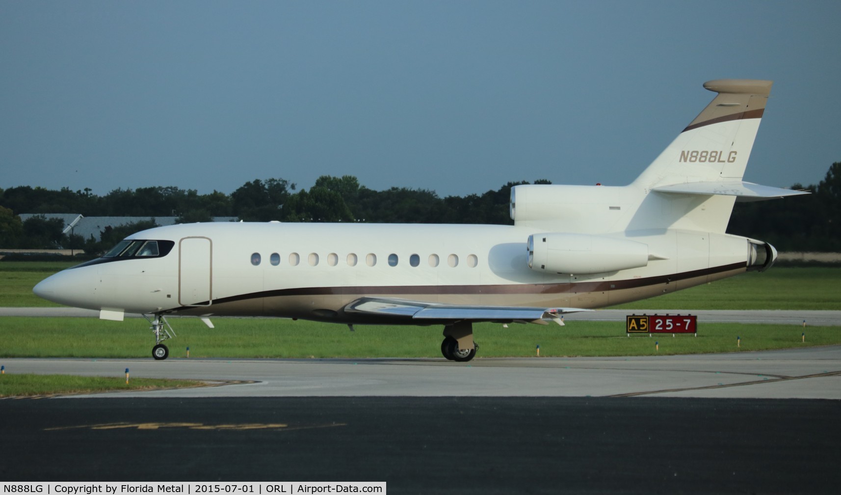 N888LG, 2003 Dassault Falcon 900 C/N 201, Falcon 900