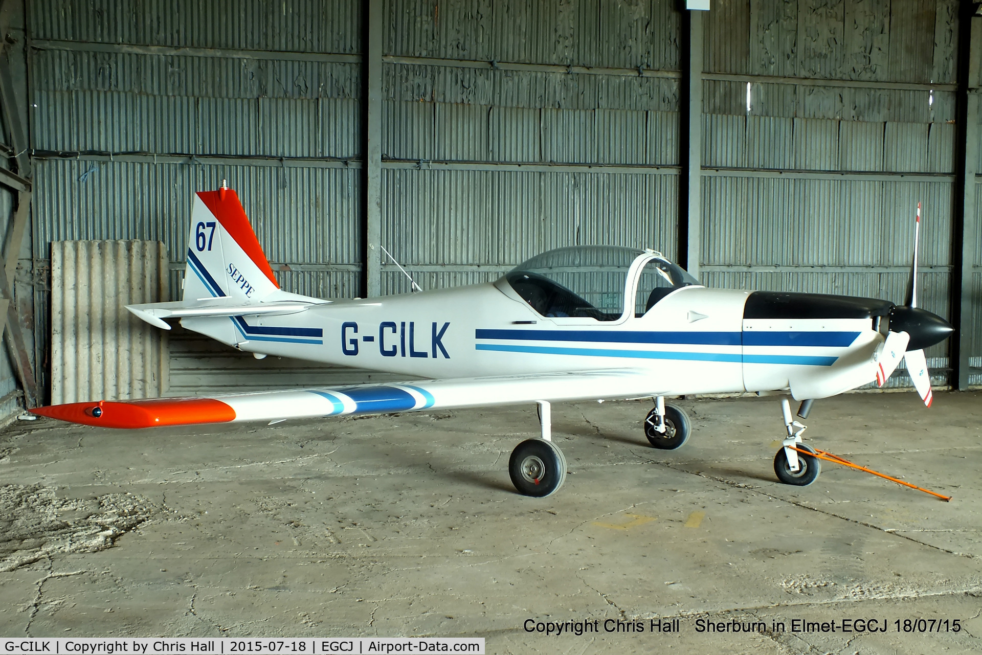 G-CILK, 1987 Slingsby T-67M-200 Firefly C/N 2040, at Sherburn in Elmet