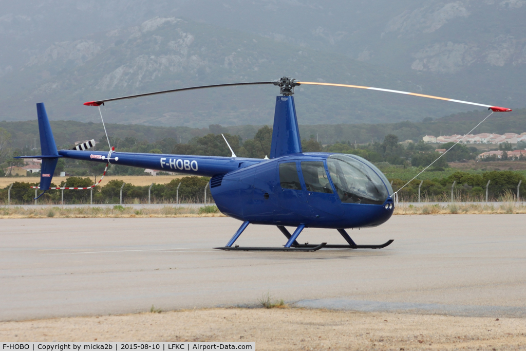 F-HOBO, 2005 Robinson R44 Raven II C/N 10746, Parked