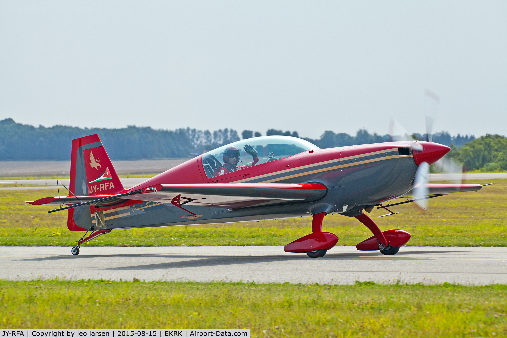 JY-RFA, Extra EA-300 C/N 1239, Roskilde Air Show 15.8.15
