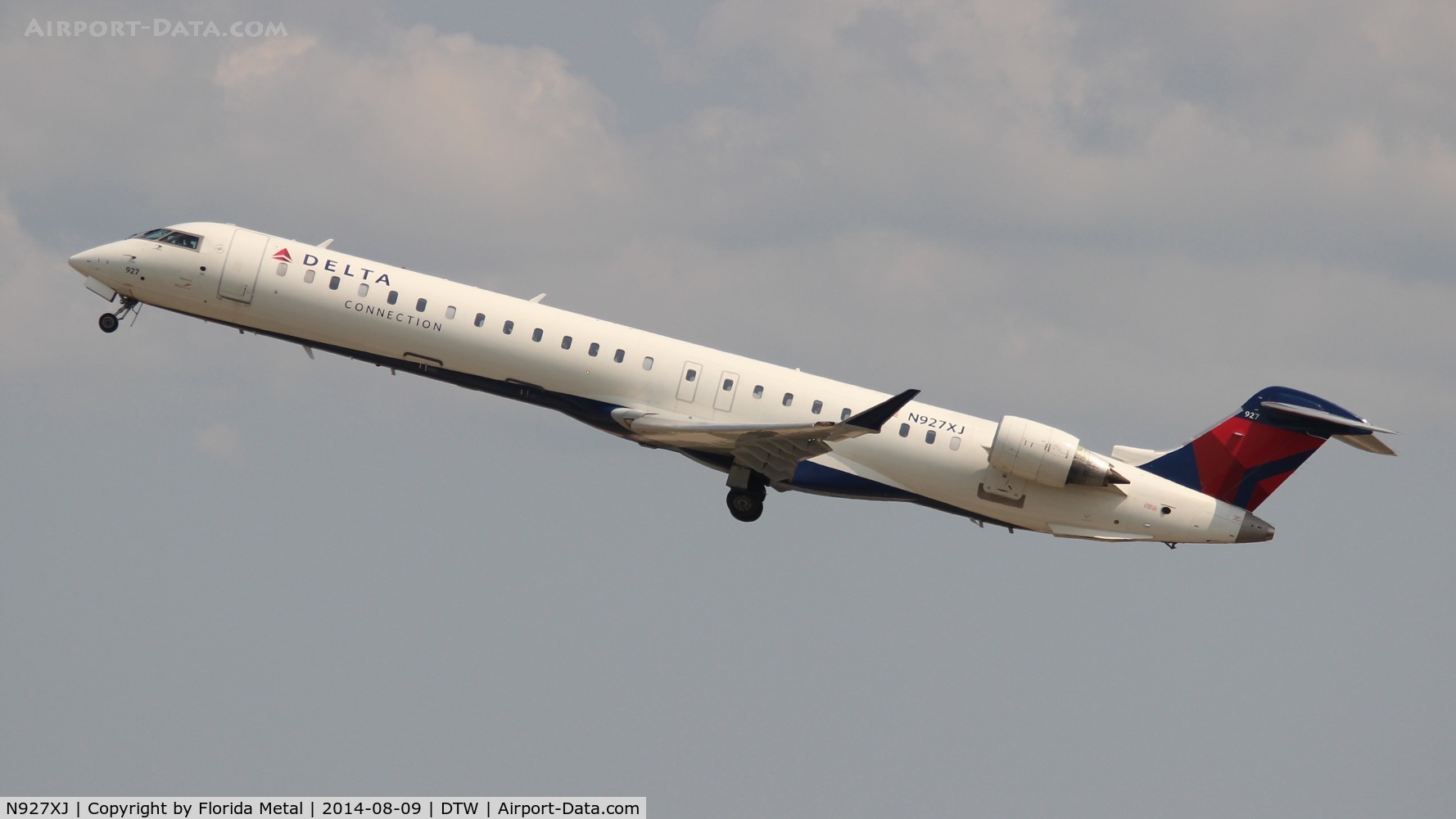 N927XJ, 2008 Bombardier CRJ-900ER (CL-600-2D24) C/N 15188, Delta CRJ-900