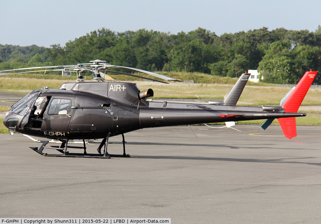 F-GHPH, Eurocopter AS-350B-2 Ecureuil Ecureuil C/N 2365, Parked at the General Aviation area... other new c/s