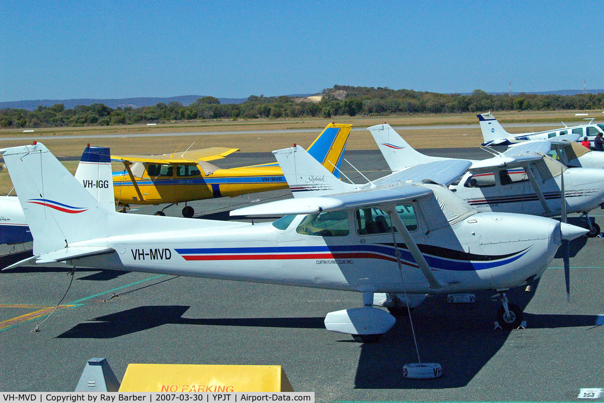 VH-MVD, 1980 Cessna 172N C/N 17273660, Cessna 172N Skyhawk [172-73660] Perth-Jandakot~VH 30/03/2007