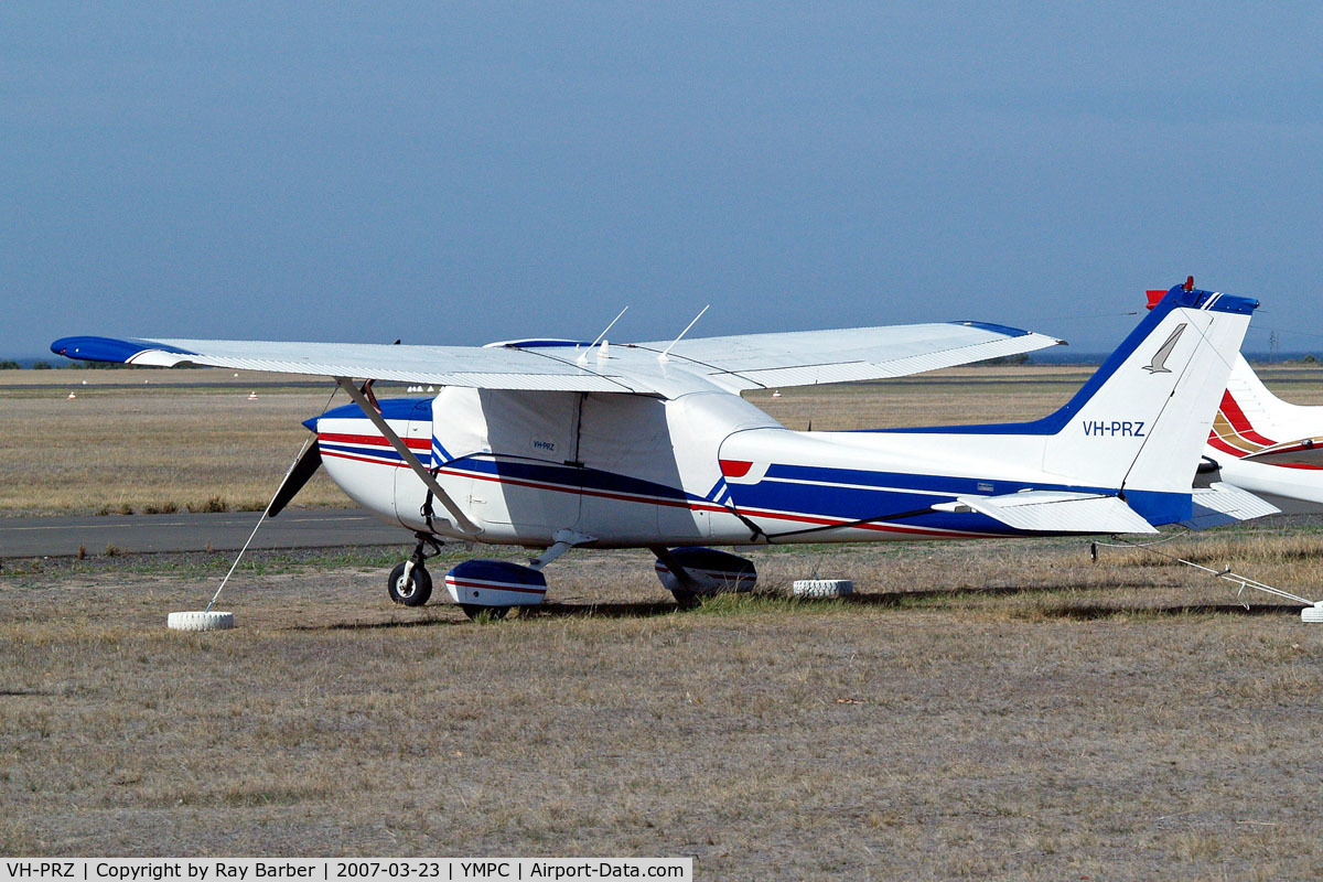 VH-PRZ, 1980 Cessna 172N C/N 17273250, Cessna 172N Skyhawk [172-73250] RAAF Williams/Point Cook~VH 23/03/2007