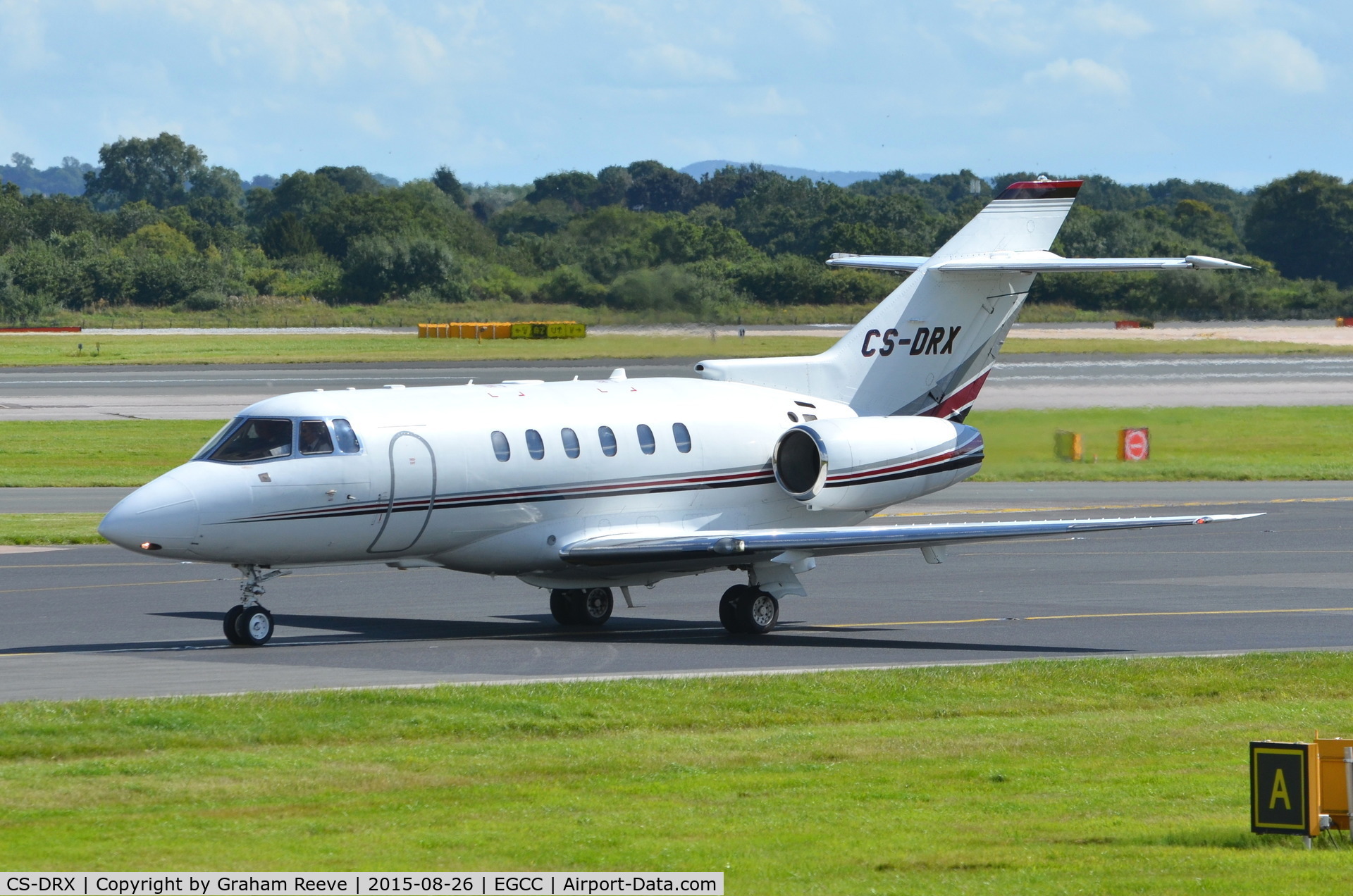 CS-DRX, 2007 Raytheon Hawker 800XP C/N 258834, Just landed at Manchester.