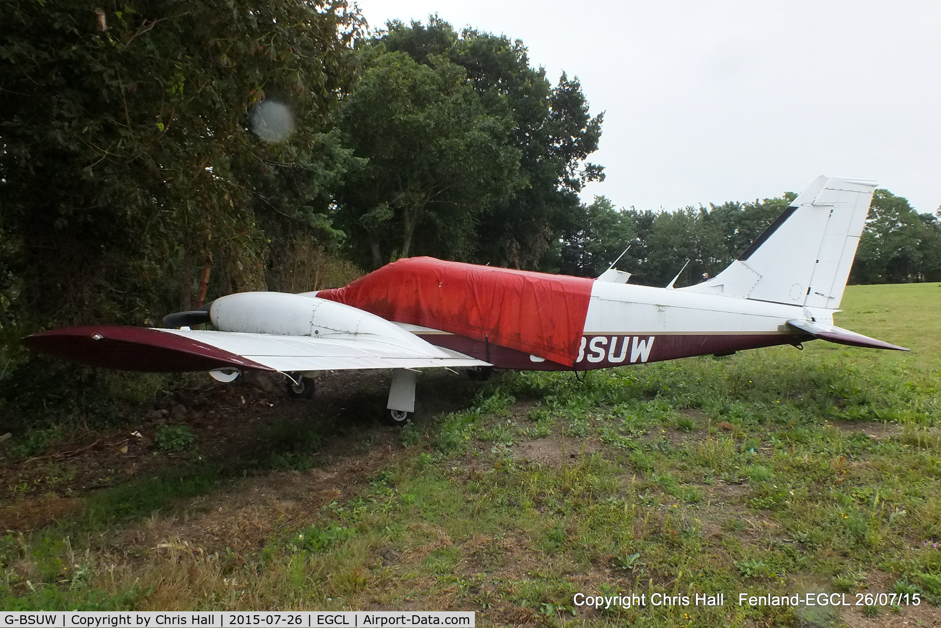 G-BSUW, 1977 Piper PA-34-200T Seneca II C/N 34-7870081, at Fenland airfield