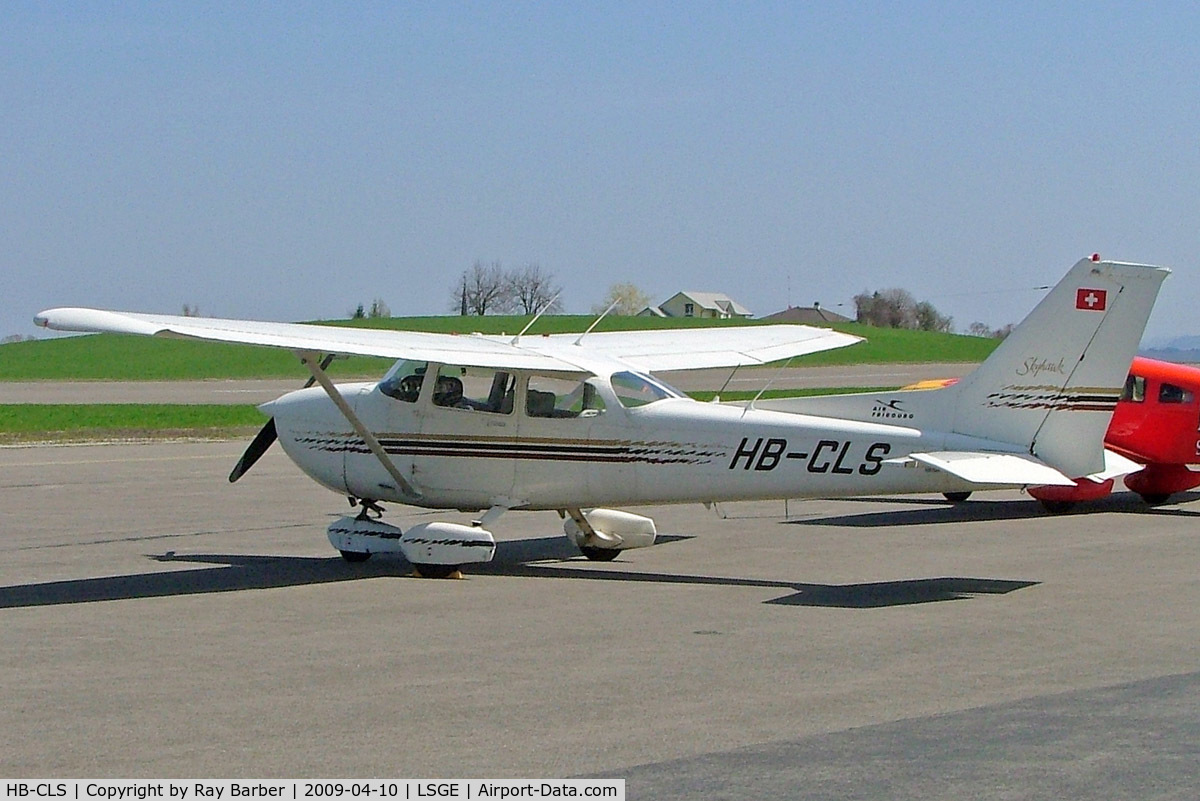 HB-CLS, 1986 Cessna 172P C/N 17276640, Cessna 172P Skyhawk [172-76640] (Air Fribourg Services SA) Ecuvillens~HB 10/04/2009