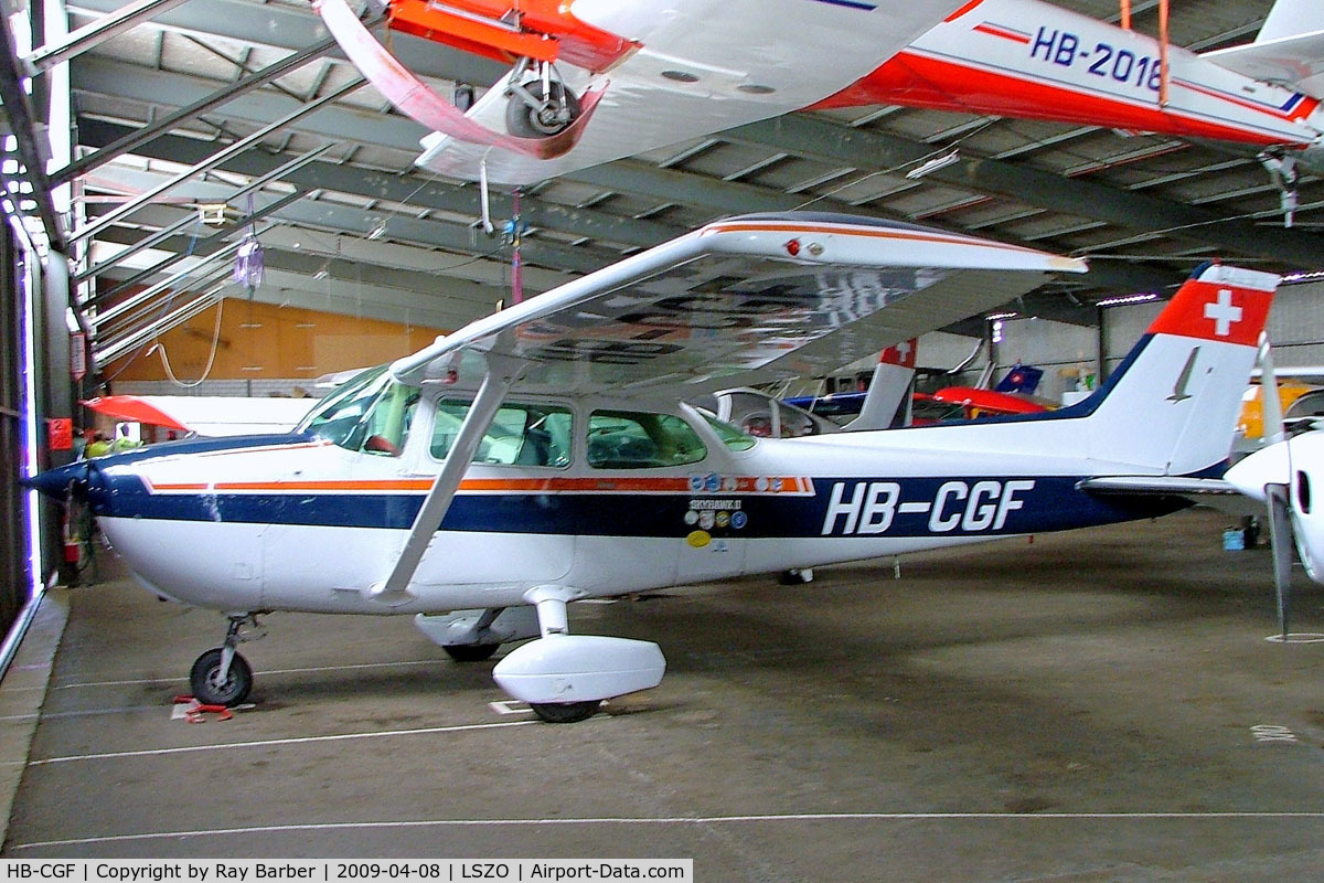 HB-CGF, 1980 Reims F172P C/N 2040, R/Cessna F.172P Skyhawk II [2040] Luzern/Beromunster~HB 08/04/2009